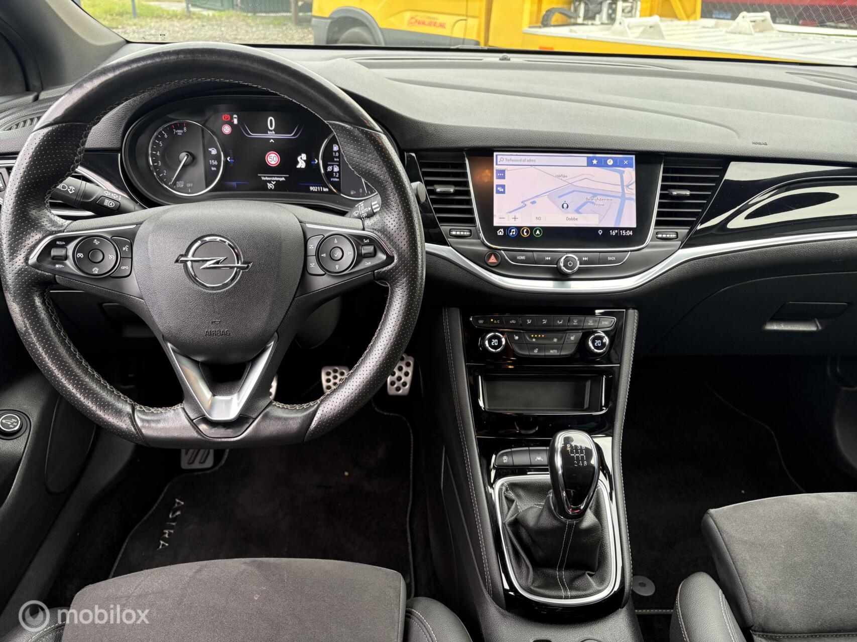 Foto van Opel Astra Sports Tourer+