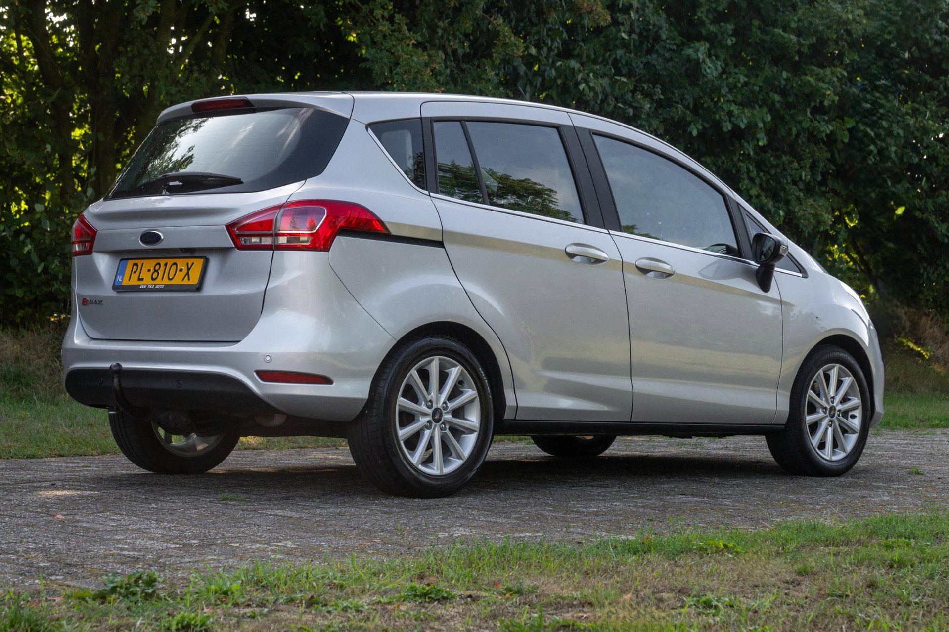 Foto van Ford B-max