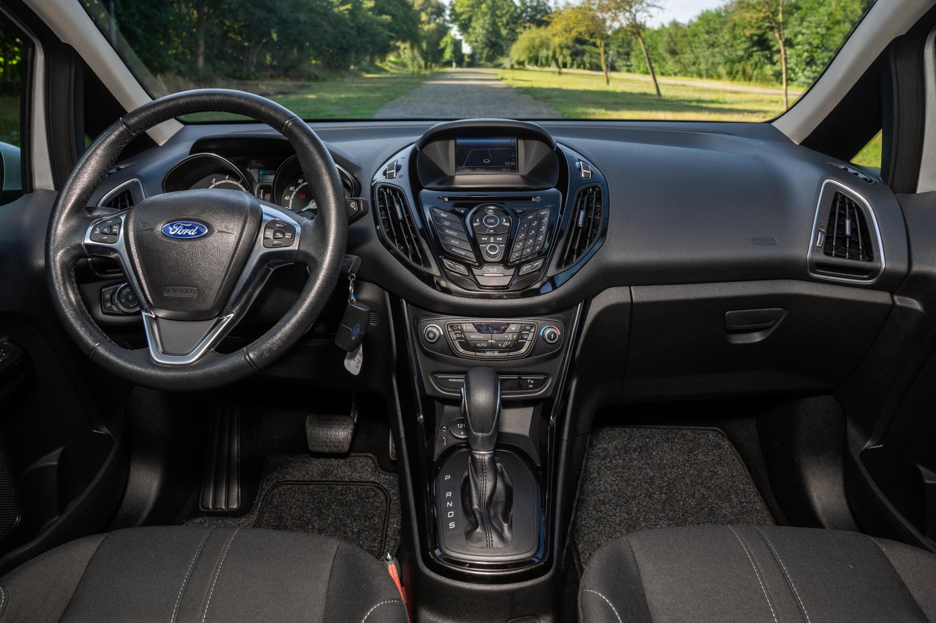 Foto van Ford B-max