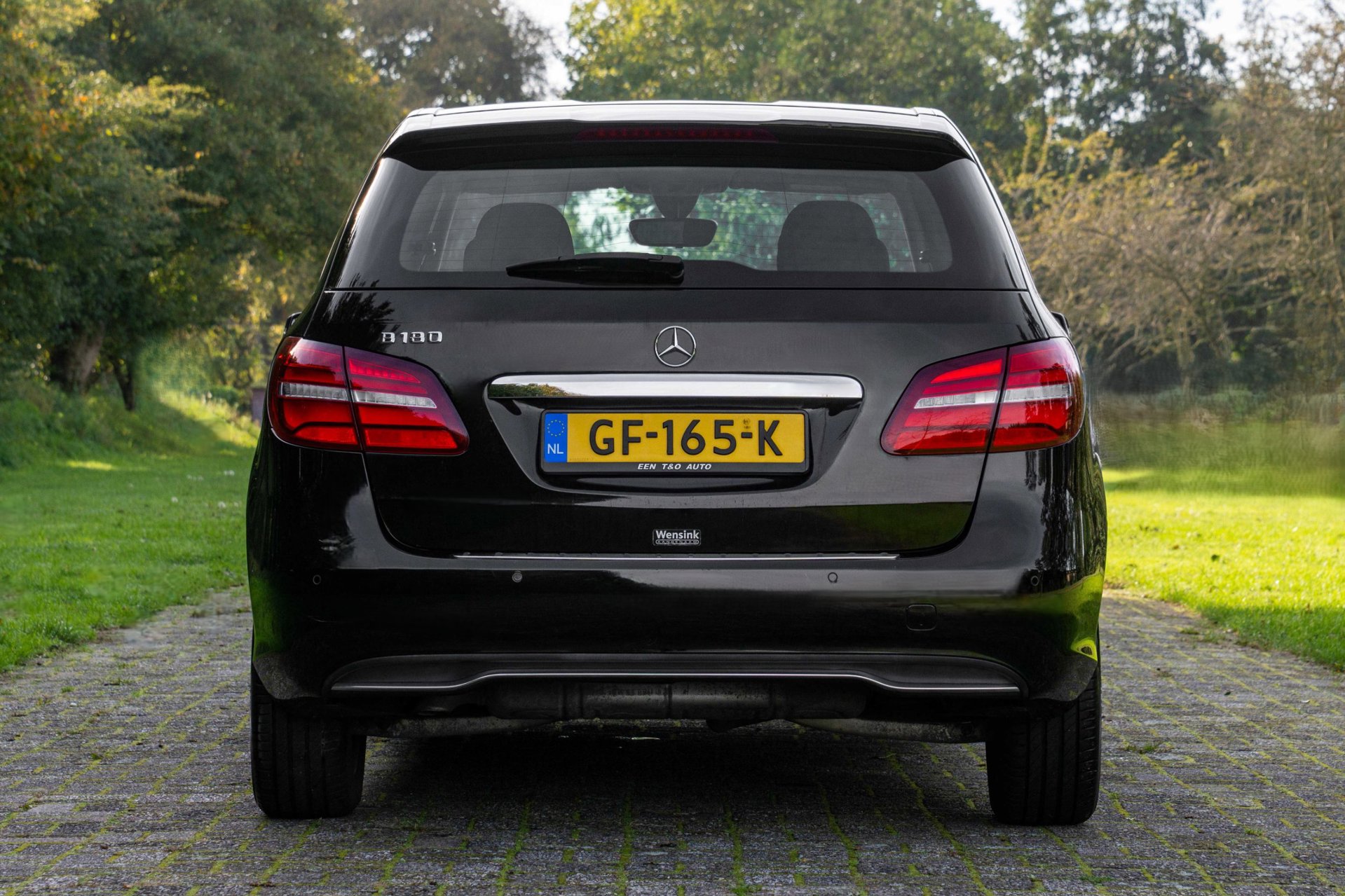 Foto van Mercedes-Benz B 180