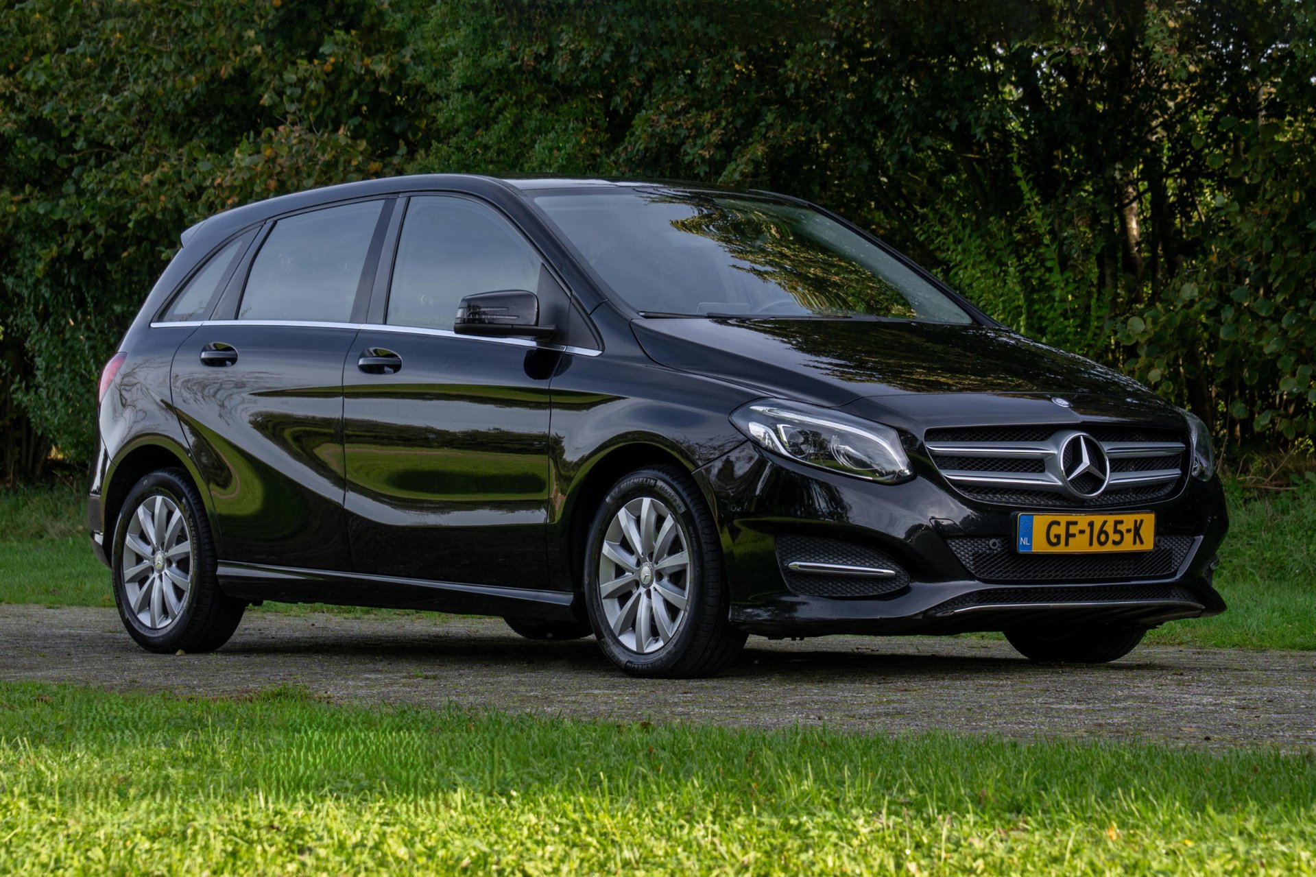 Foto van Mercedes-Benz B 180