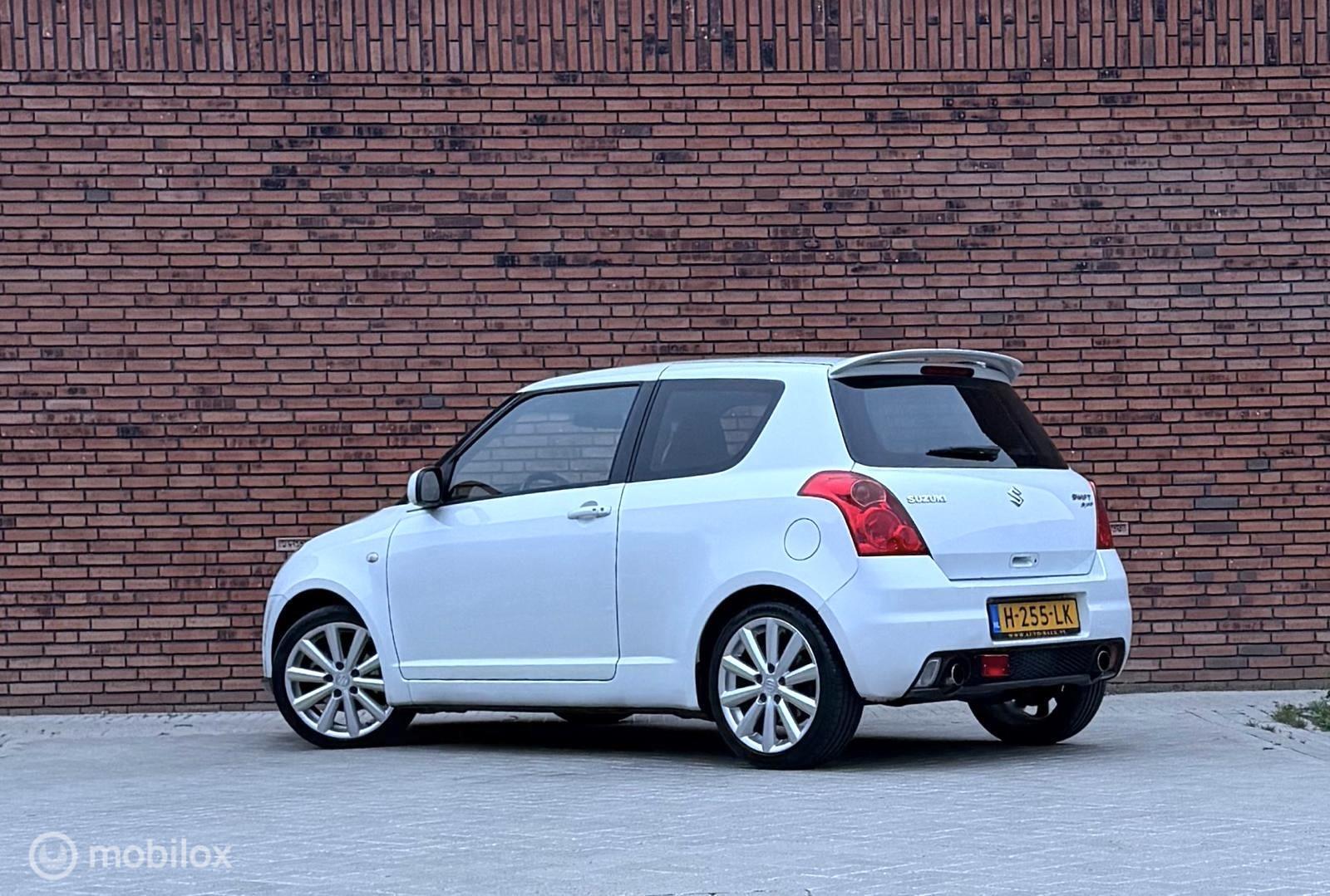 Foto van Suzuki Swift