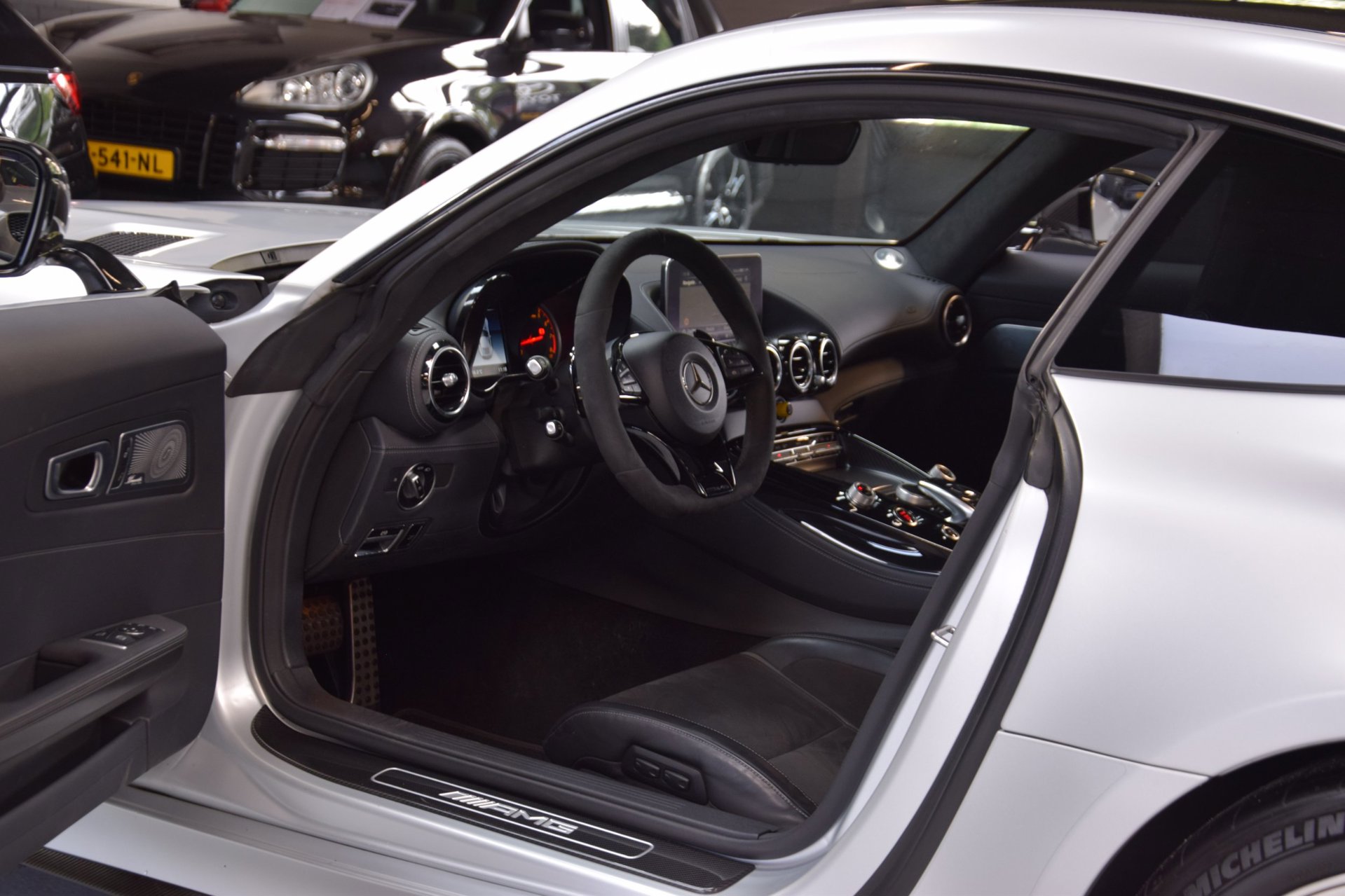 Foto van Mercedes-amg AMG GT R