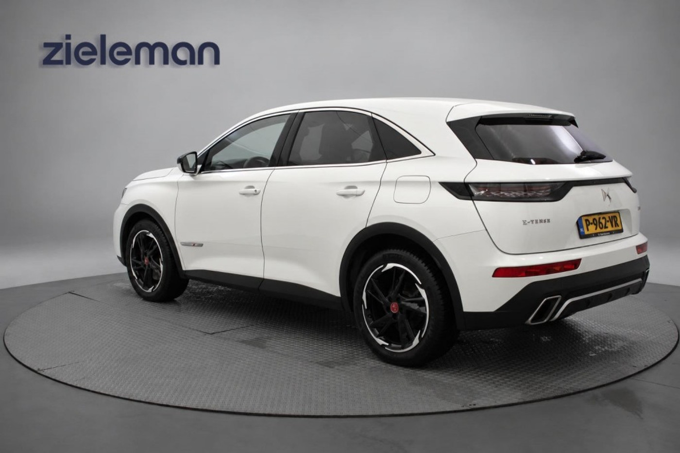 Foto van DS DS 7 Crossback