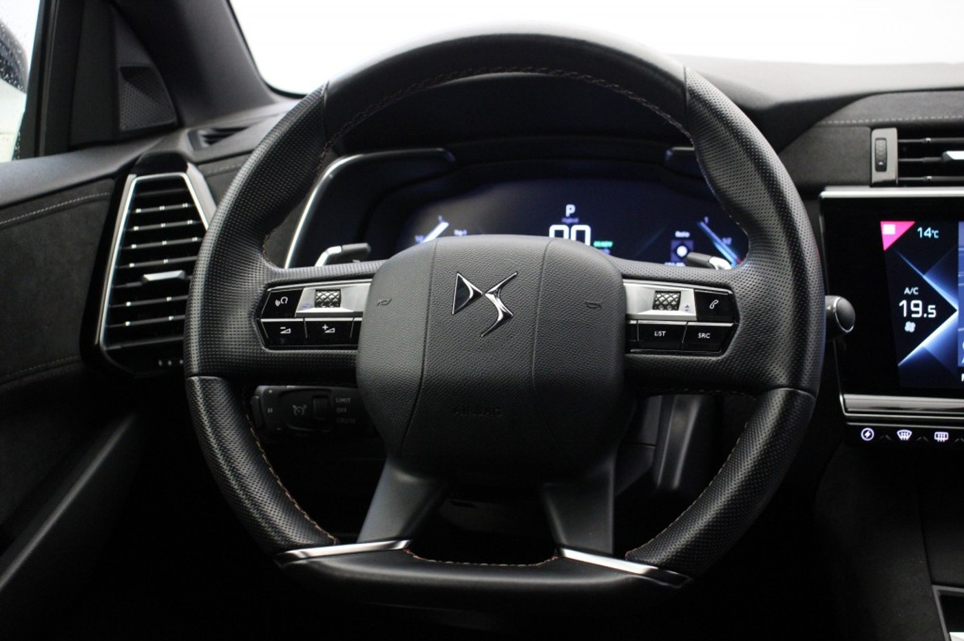 Foto van DS DS 7 Crossback
