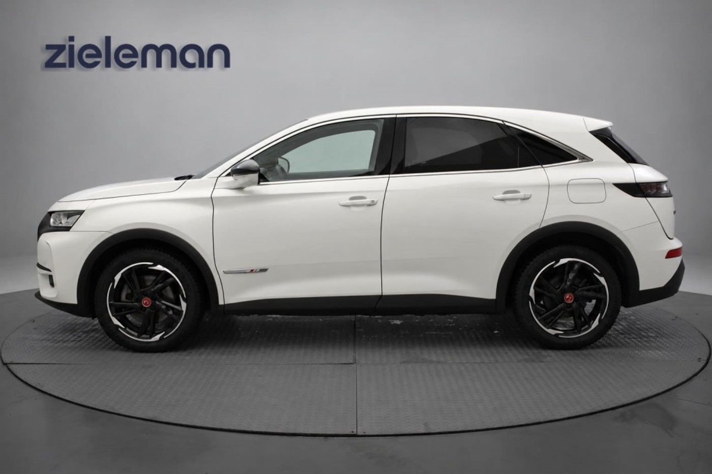 Foto van DS DS 7 Crossback