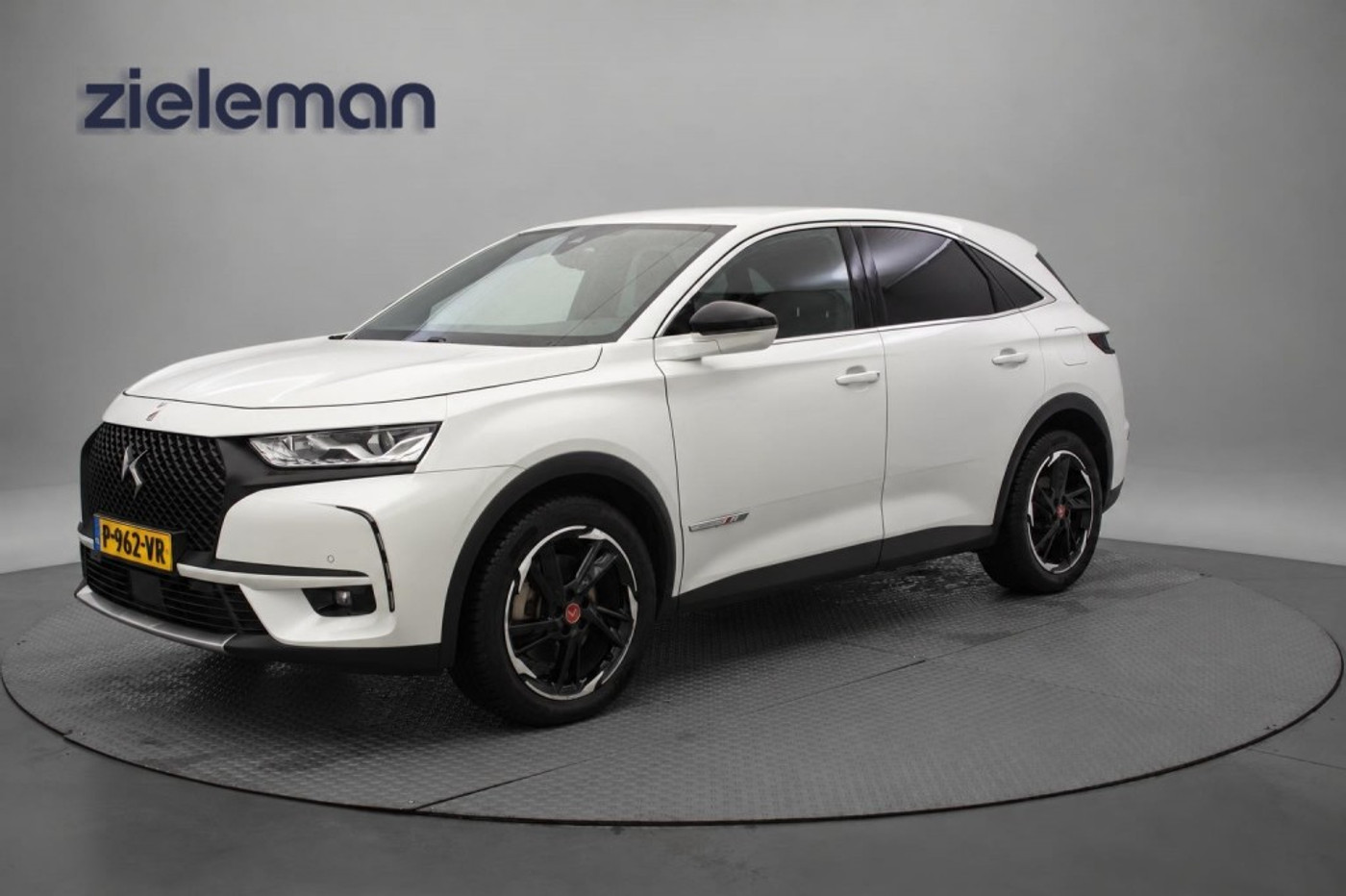 Foto van DS DS 7 Crossback