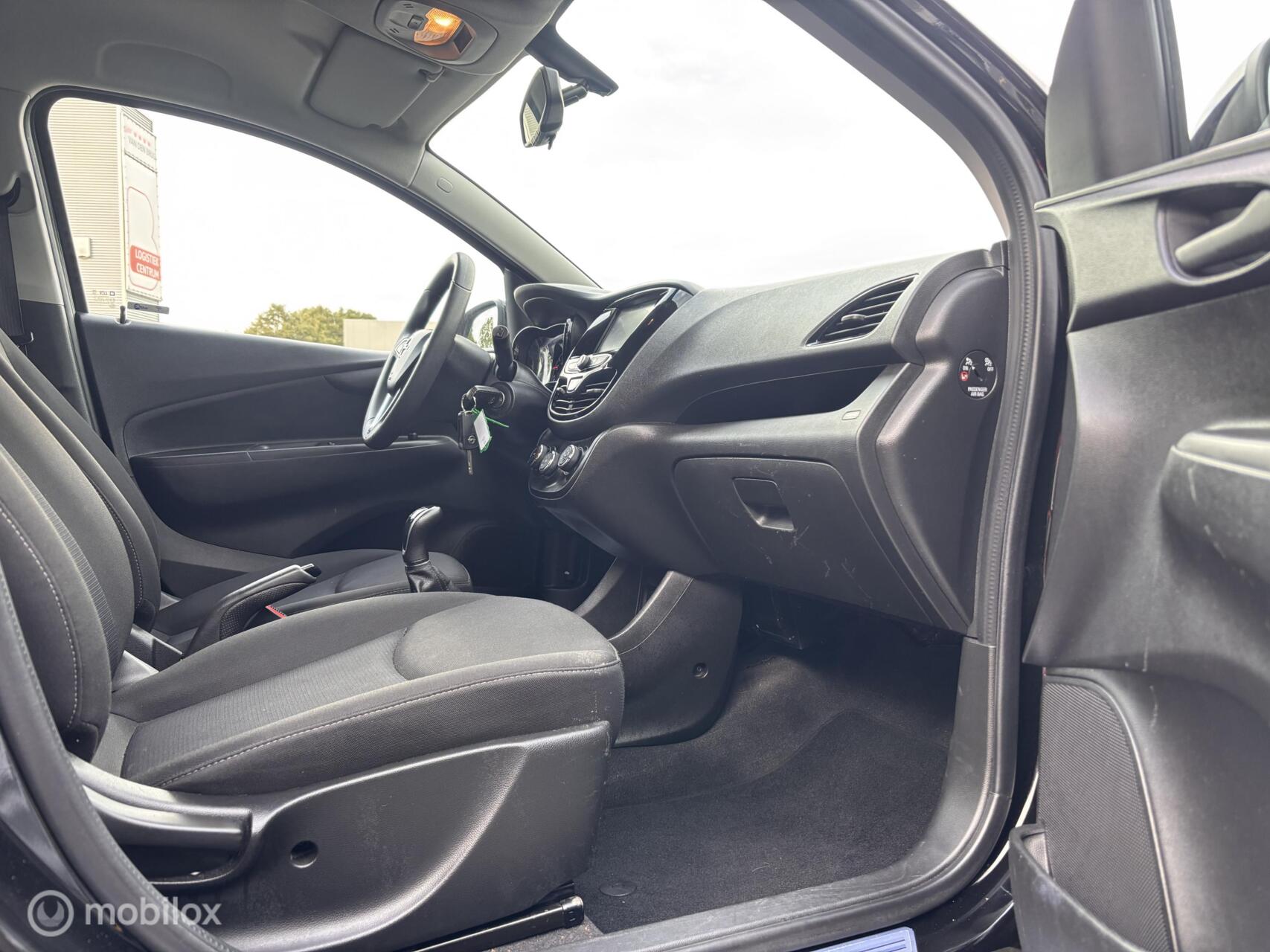Foto van Opel Karl Rocks