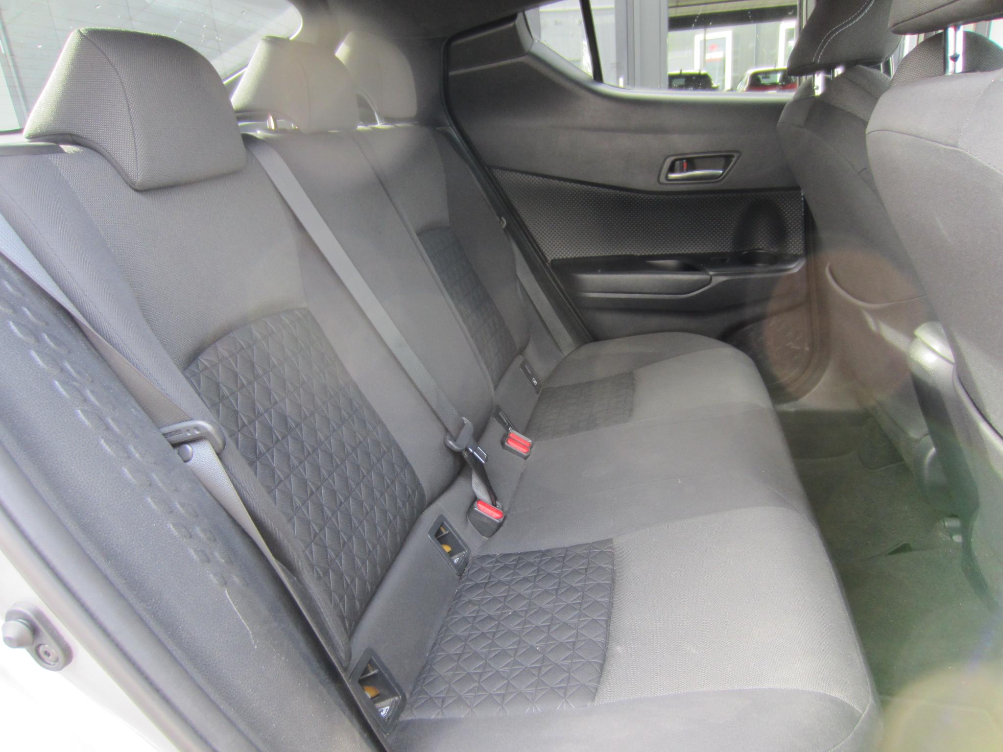 Foto van Toyota Toyota C-hr
