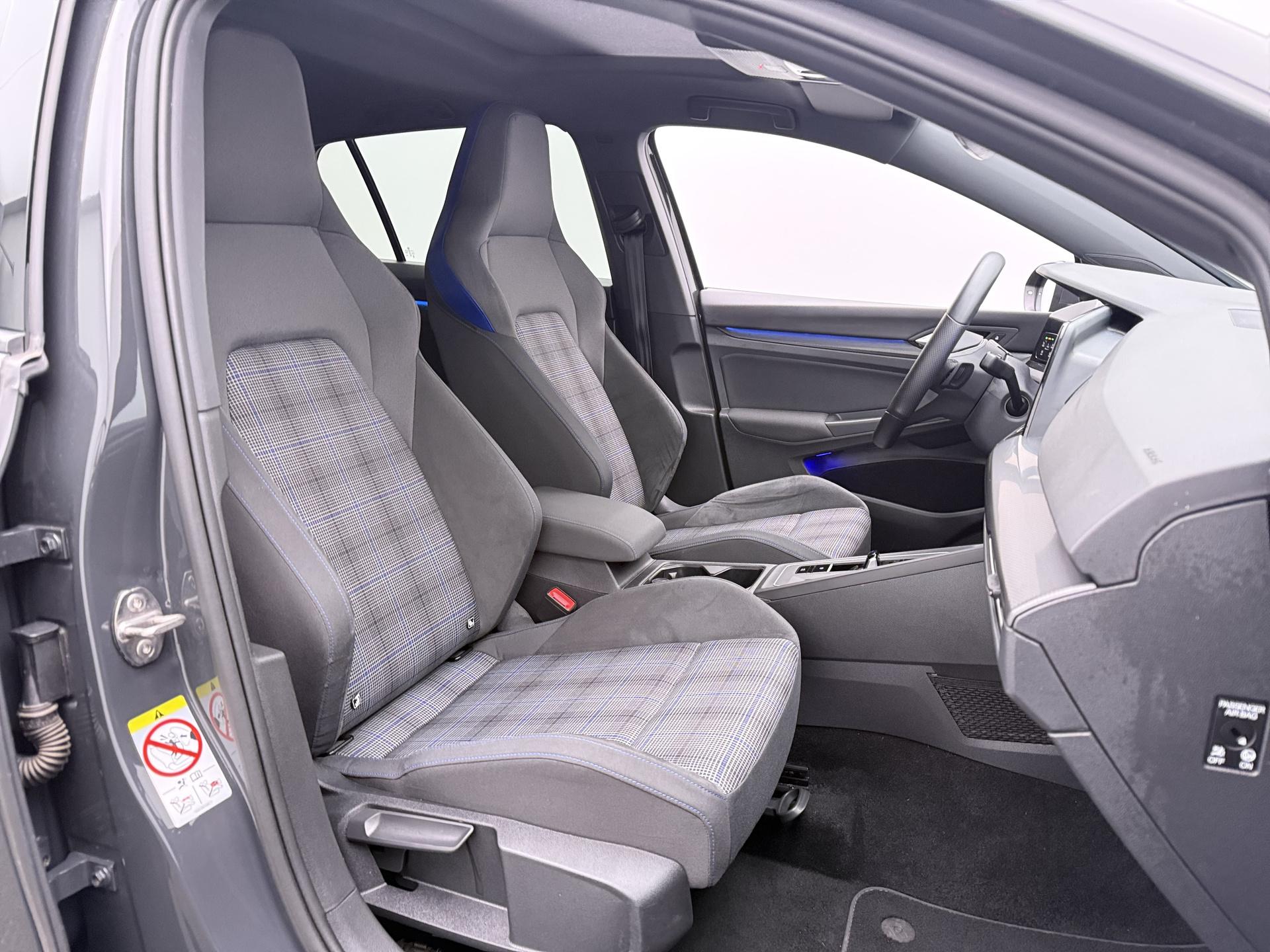 Foto van Volkswagen Golf GTE