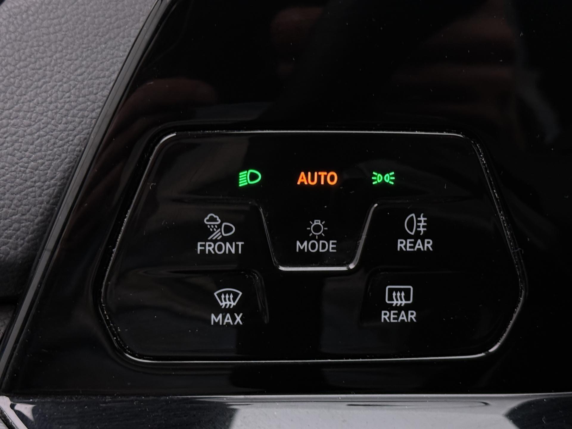 Foto van Volkswagen Golf GTE