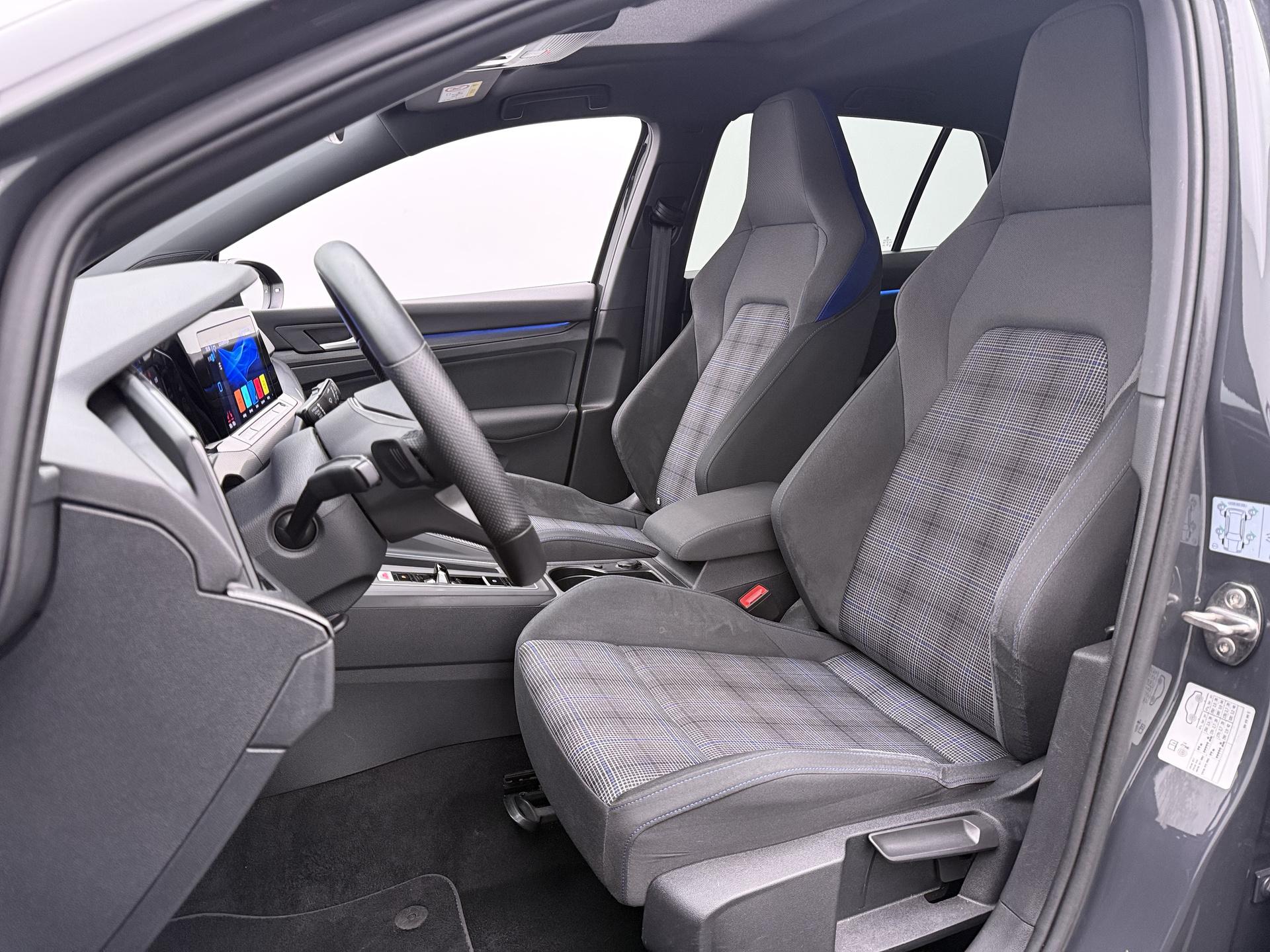 Foto van Volkswagen Golf GTE