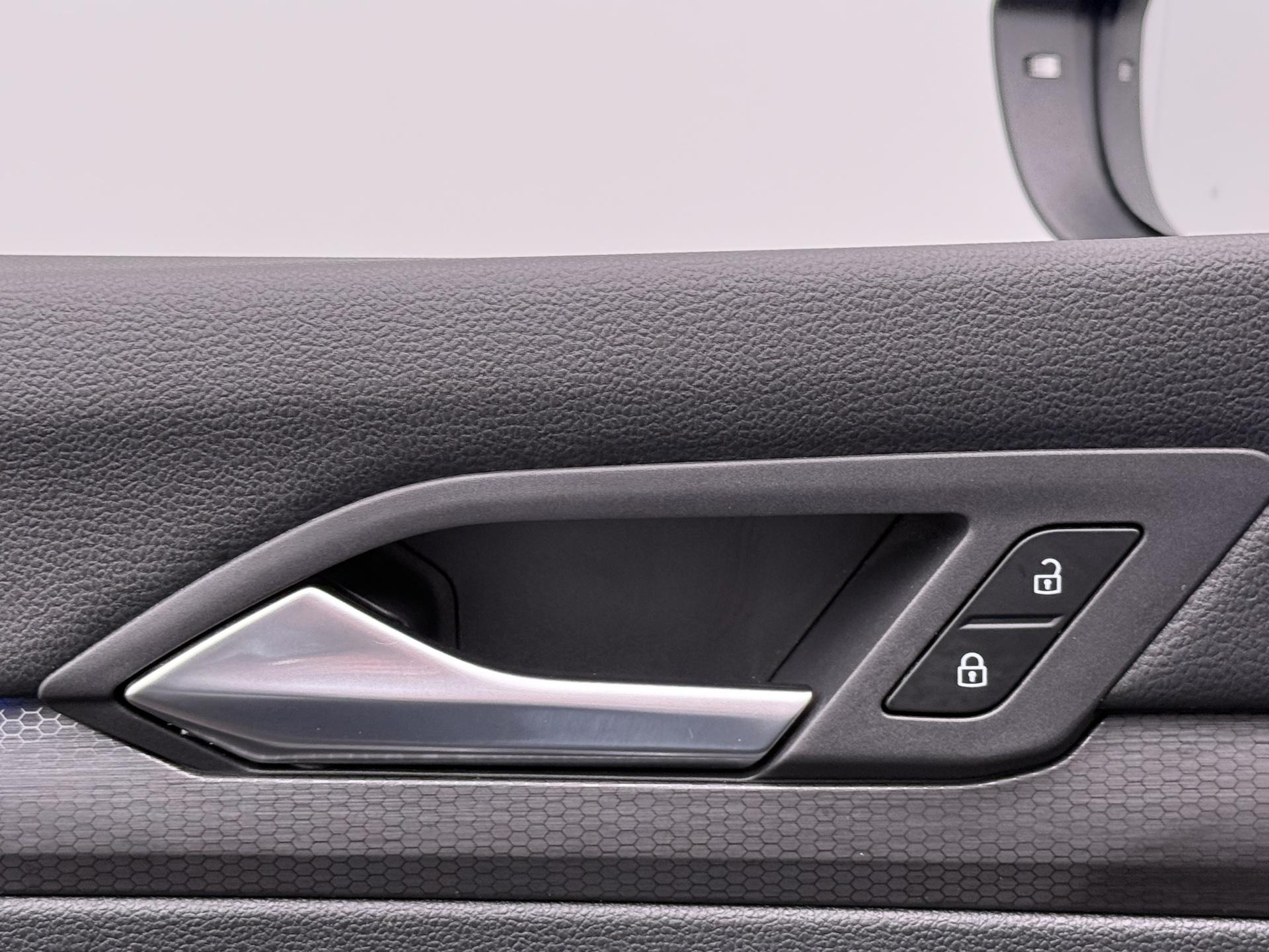 Foto van Volkswagen Golf GTE