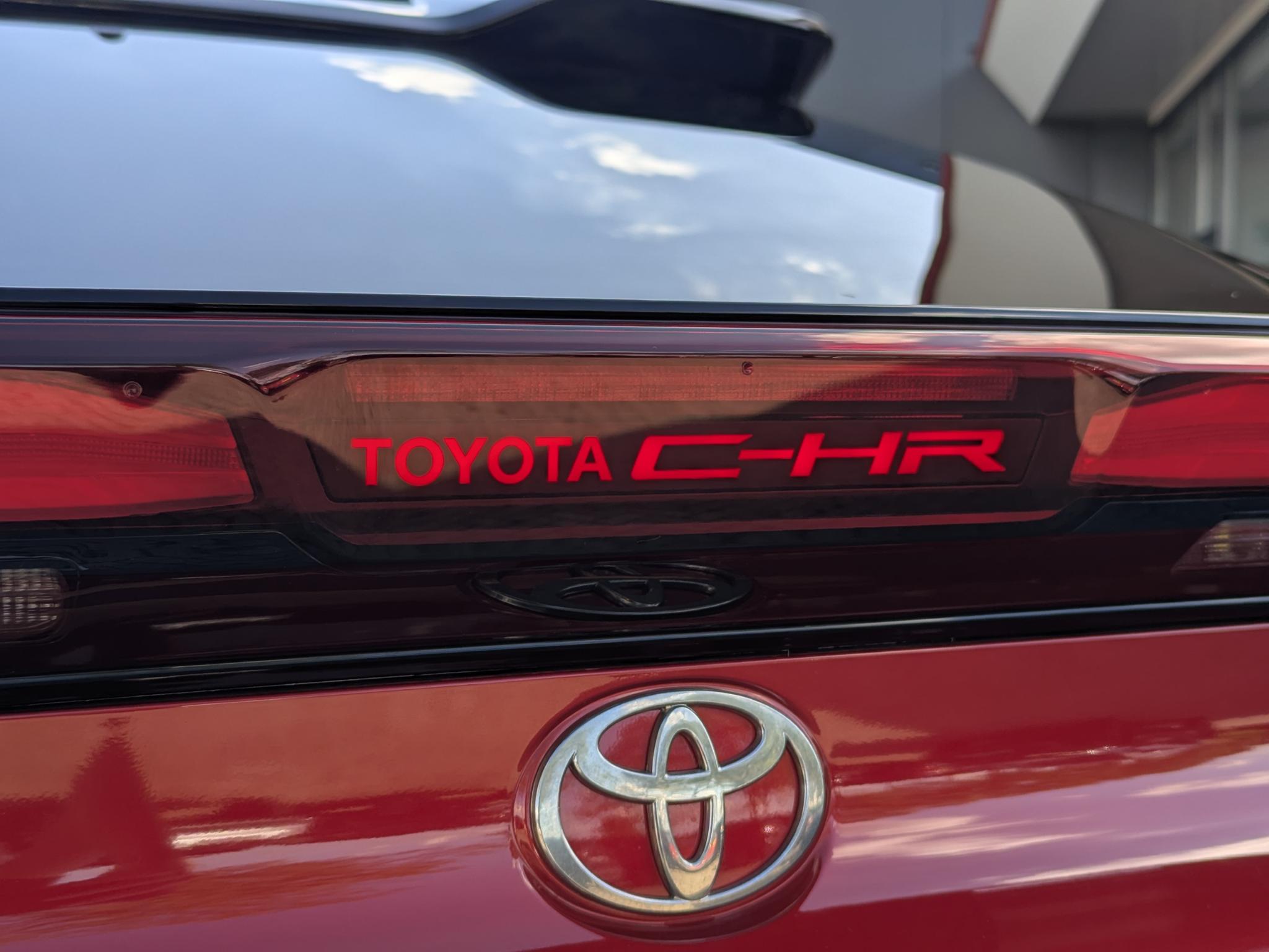 Foto van Toyota C-hr