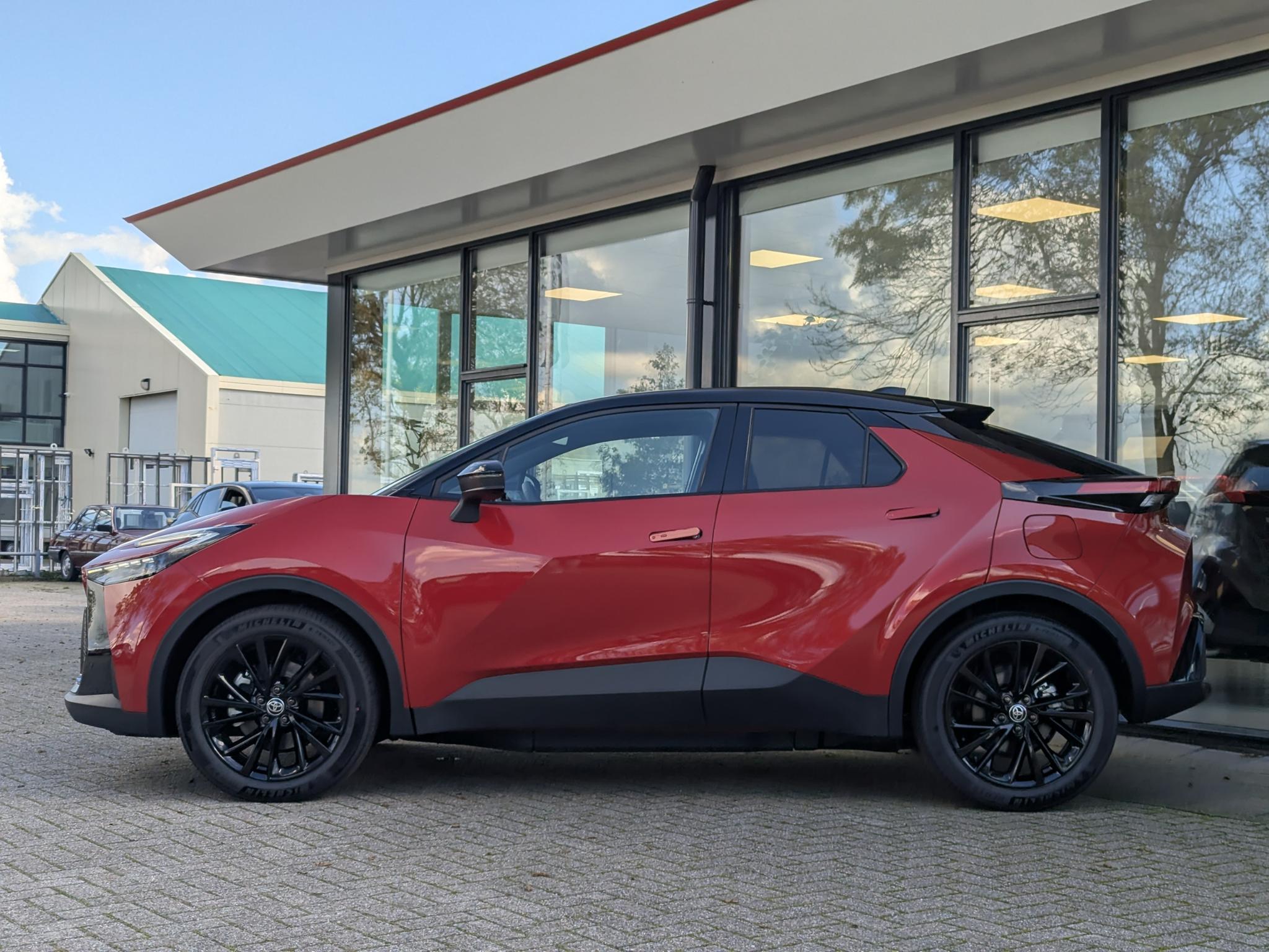 Foto van Toyota C-hr