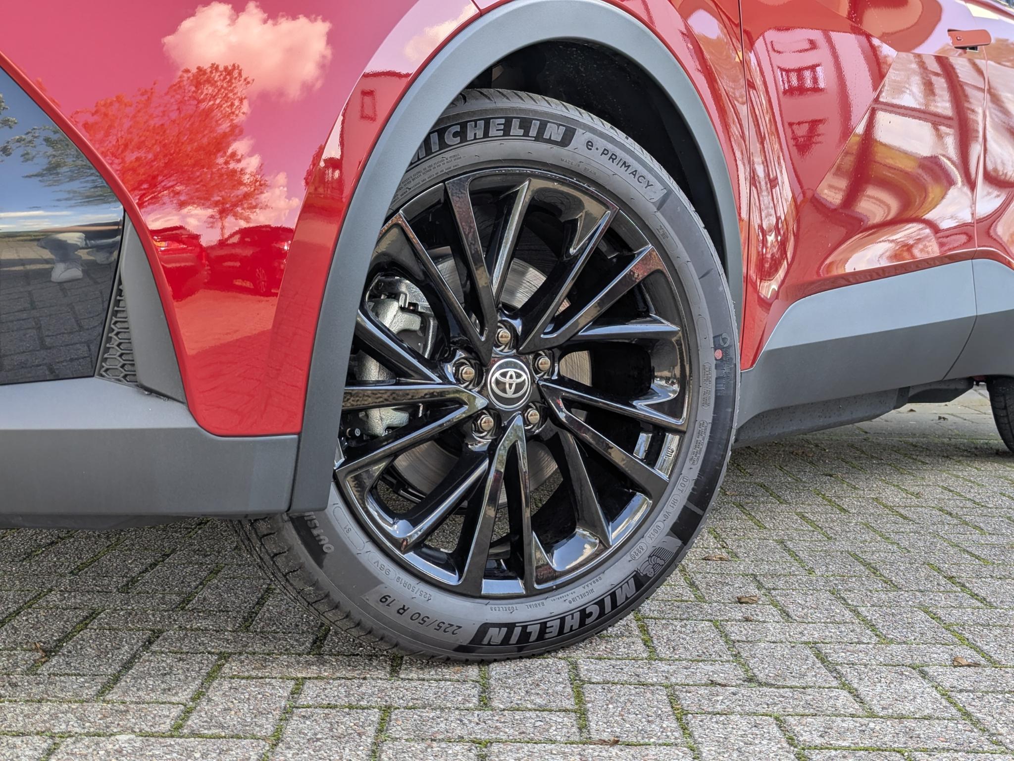 Foto van Toyota C-hr