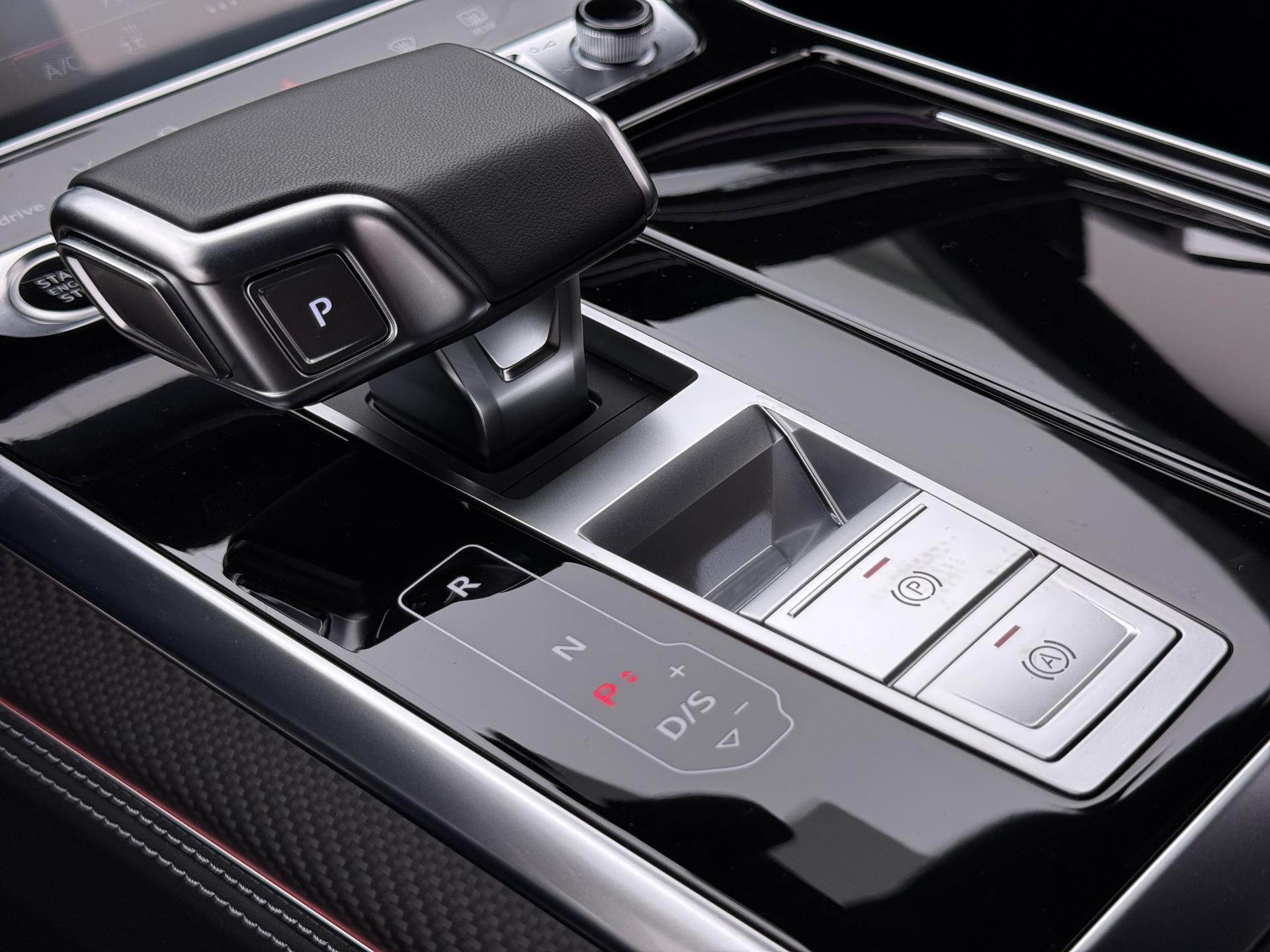 Foto van Audi Q8