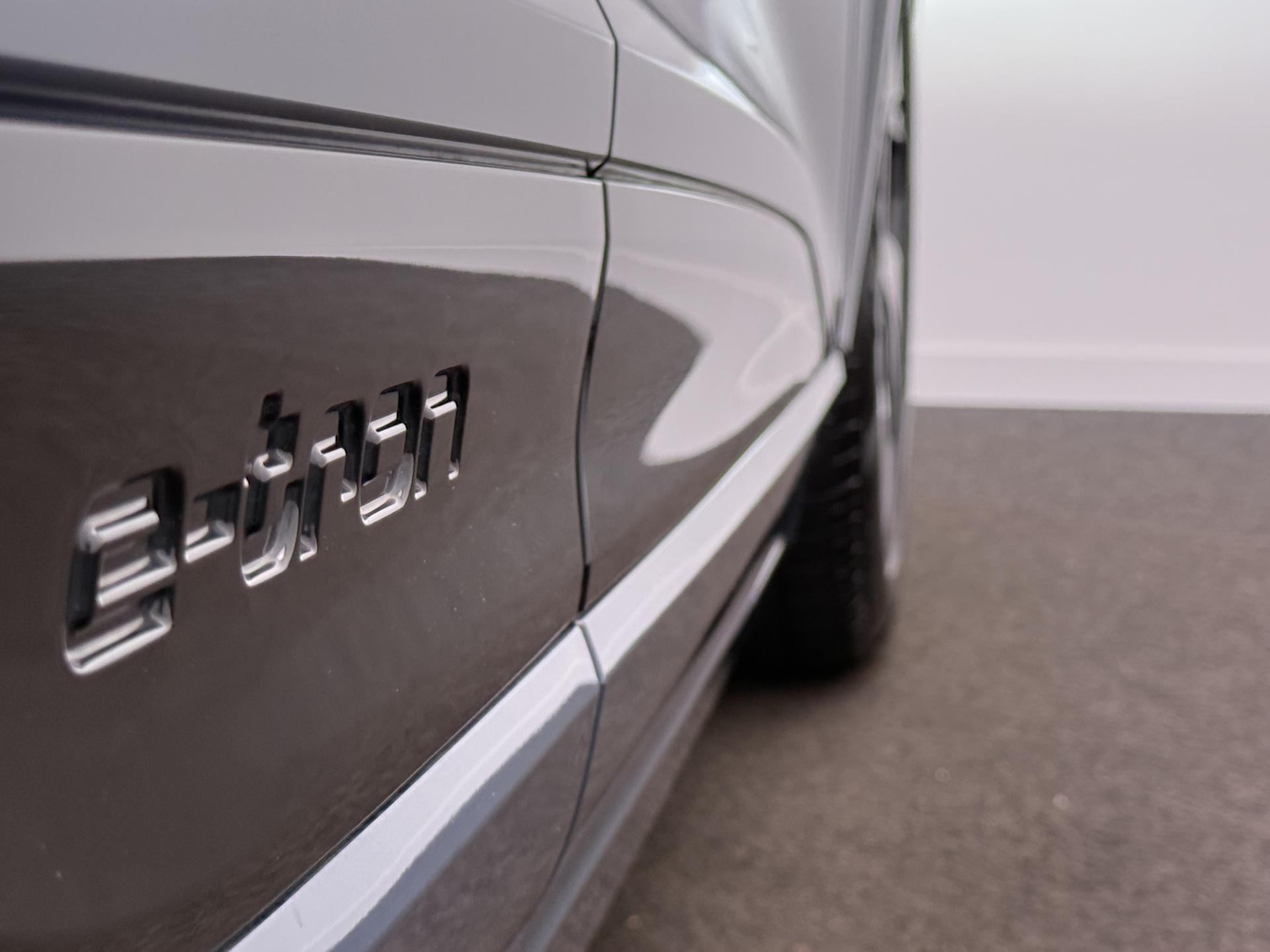 Foto van Audi Q6 E-tron