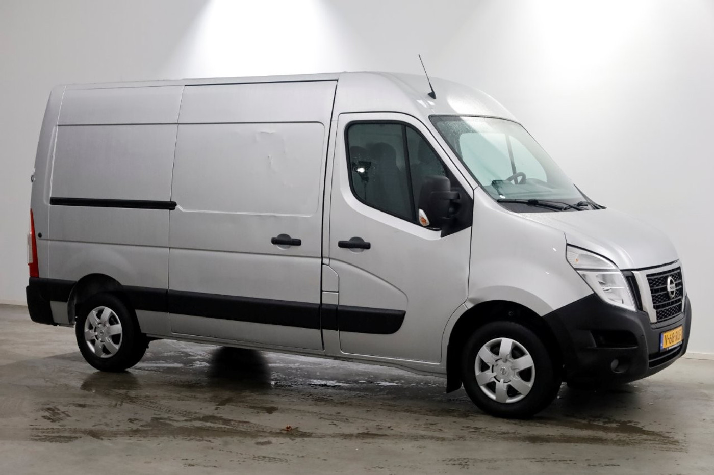 Foto van Nissan Interstar