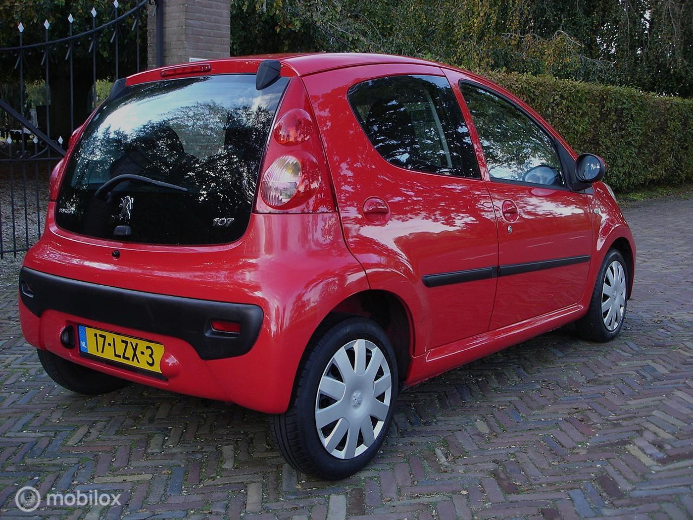 Foto van Peugeot Peugeot 107
