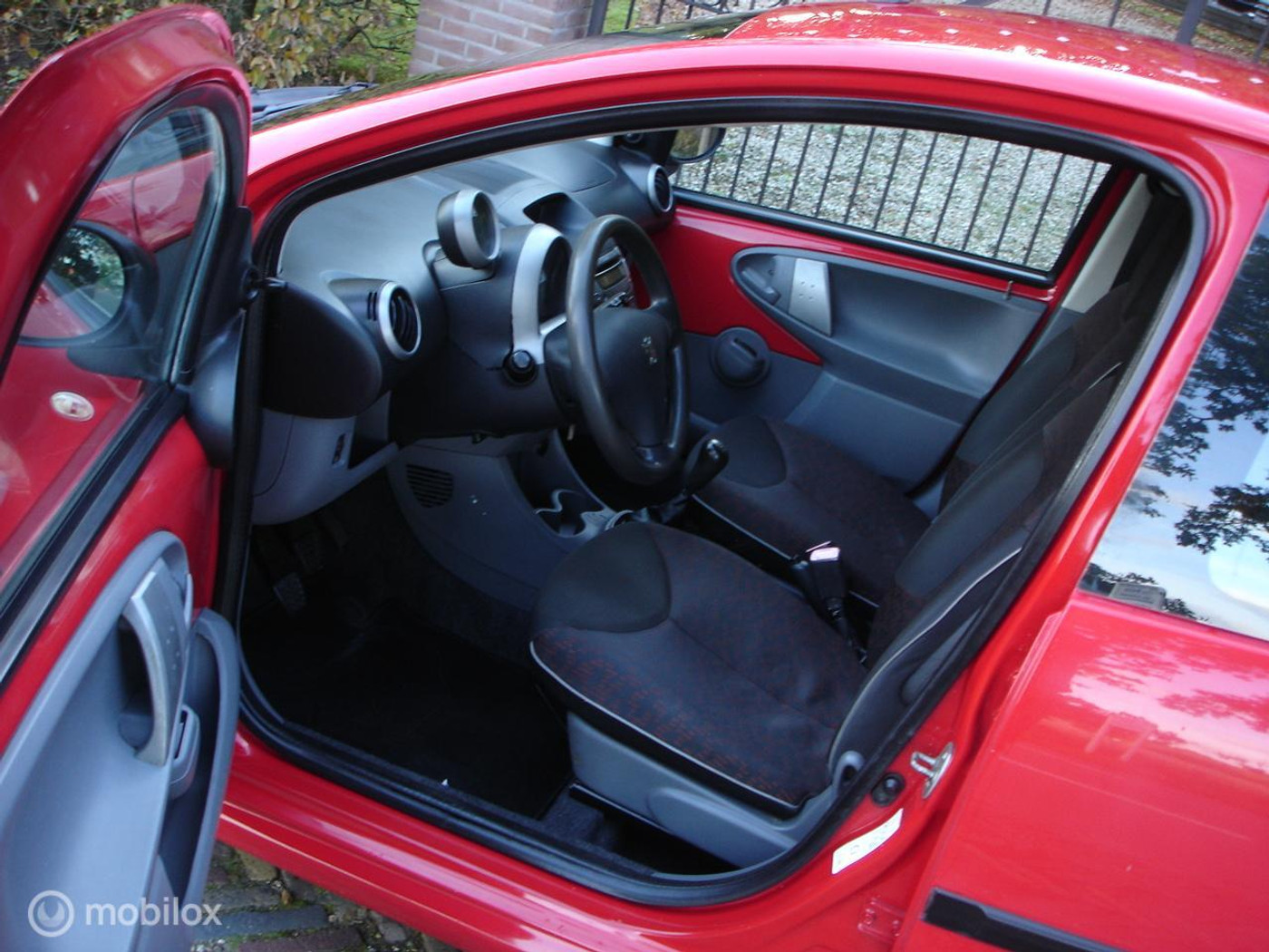 Foto van Peugeot Peugeot 107