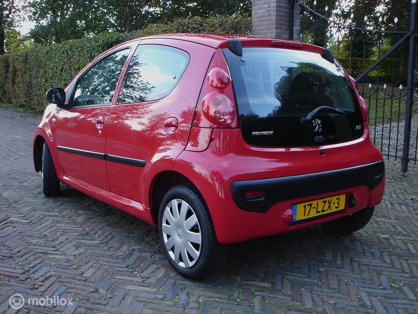 Foto van Peugeot Peugeot 107