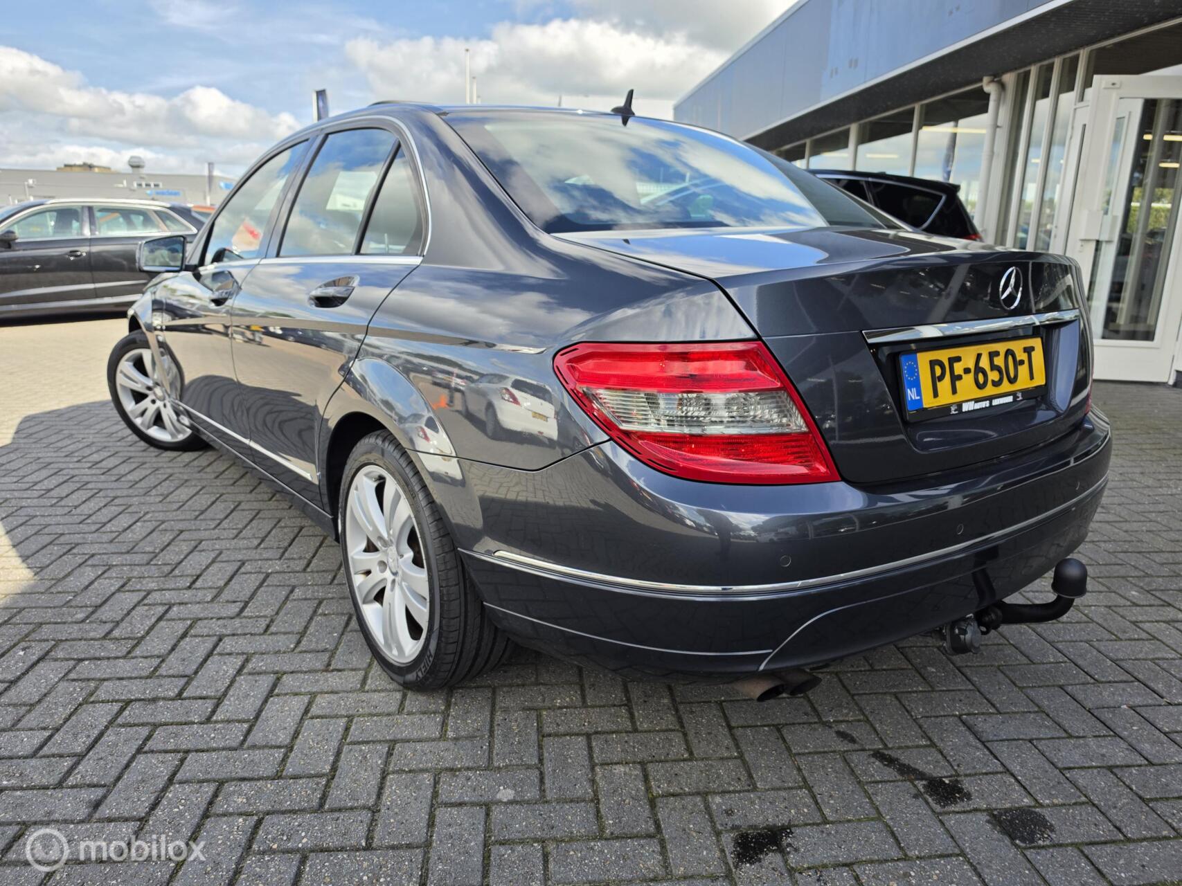 Foto van Mercedes-Benz C 180 Kompressor