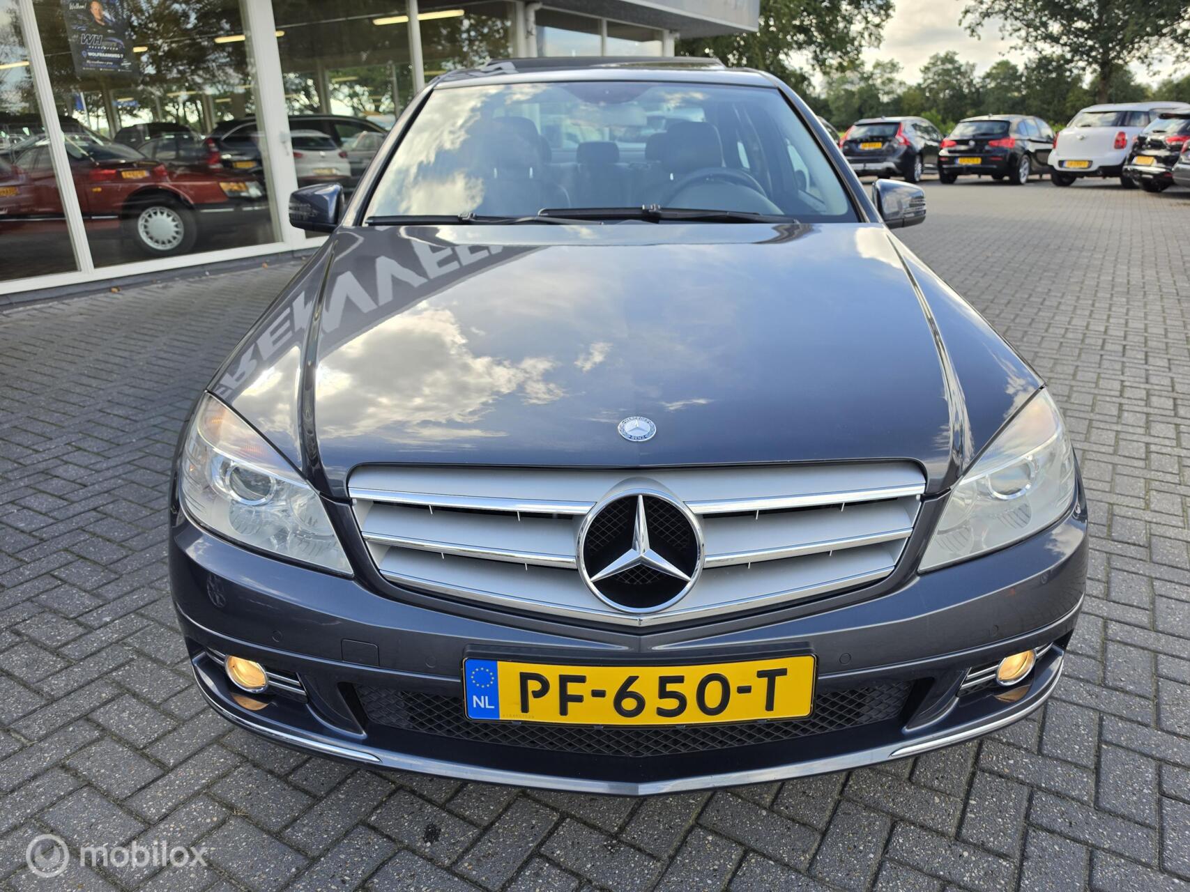 Foto van Mercedes-Benz C 180 Kompressor
