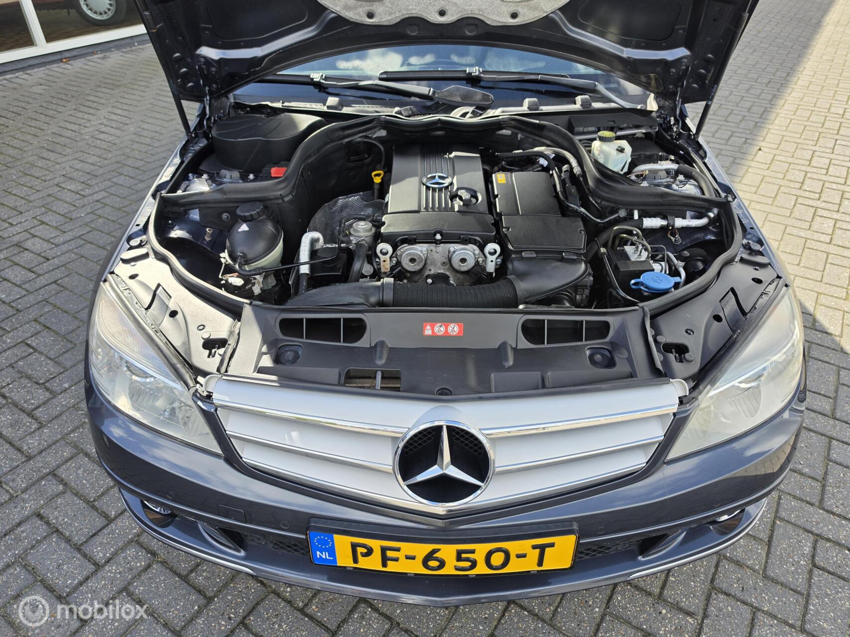 Foto van Mercedes-Benz C 180 Kompressor