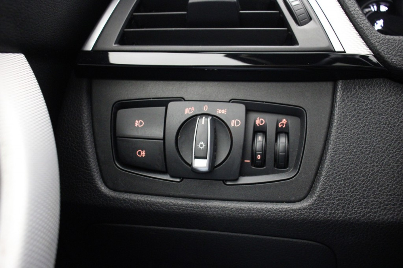 Foto van BMW 320i