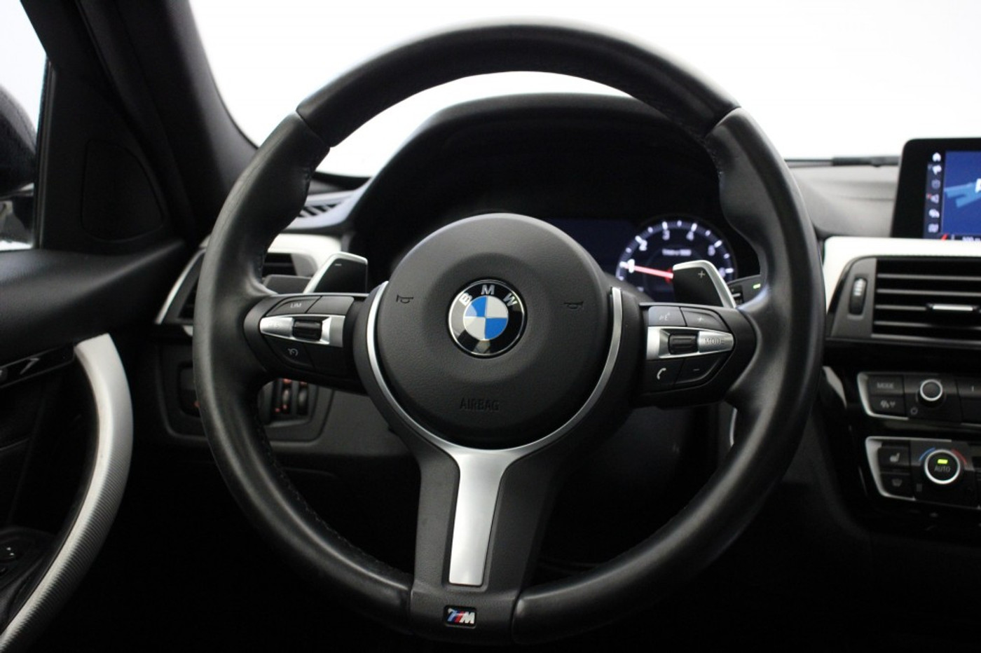 Foto van BMW 320i