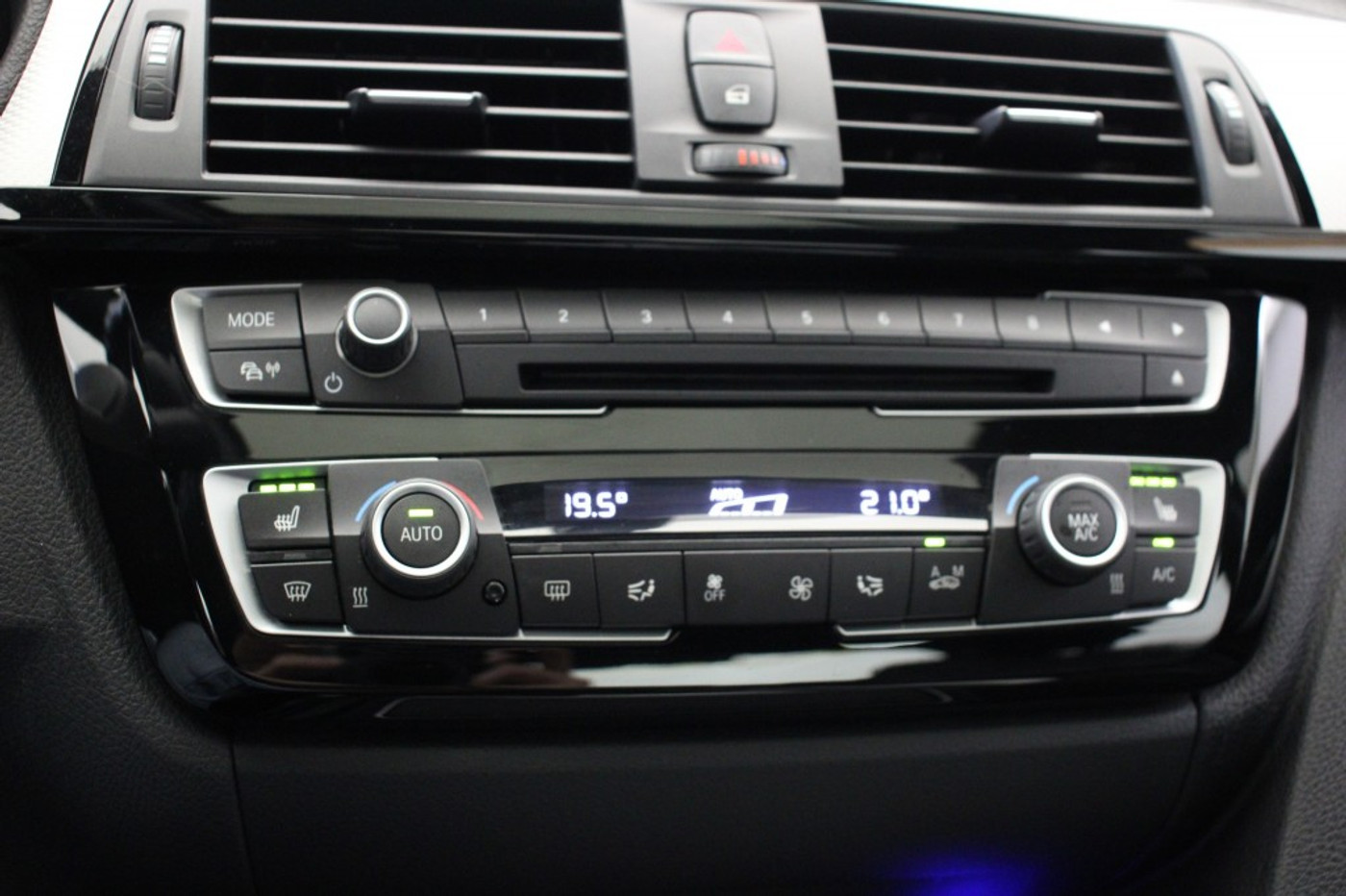 Foto van BMW 320i
