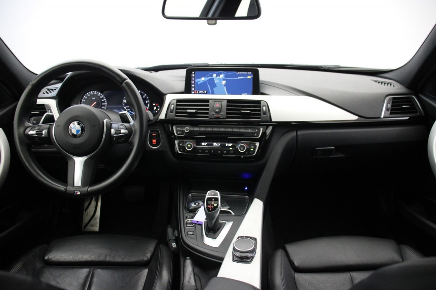 Foto van BMW 320i