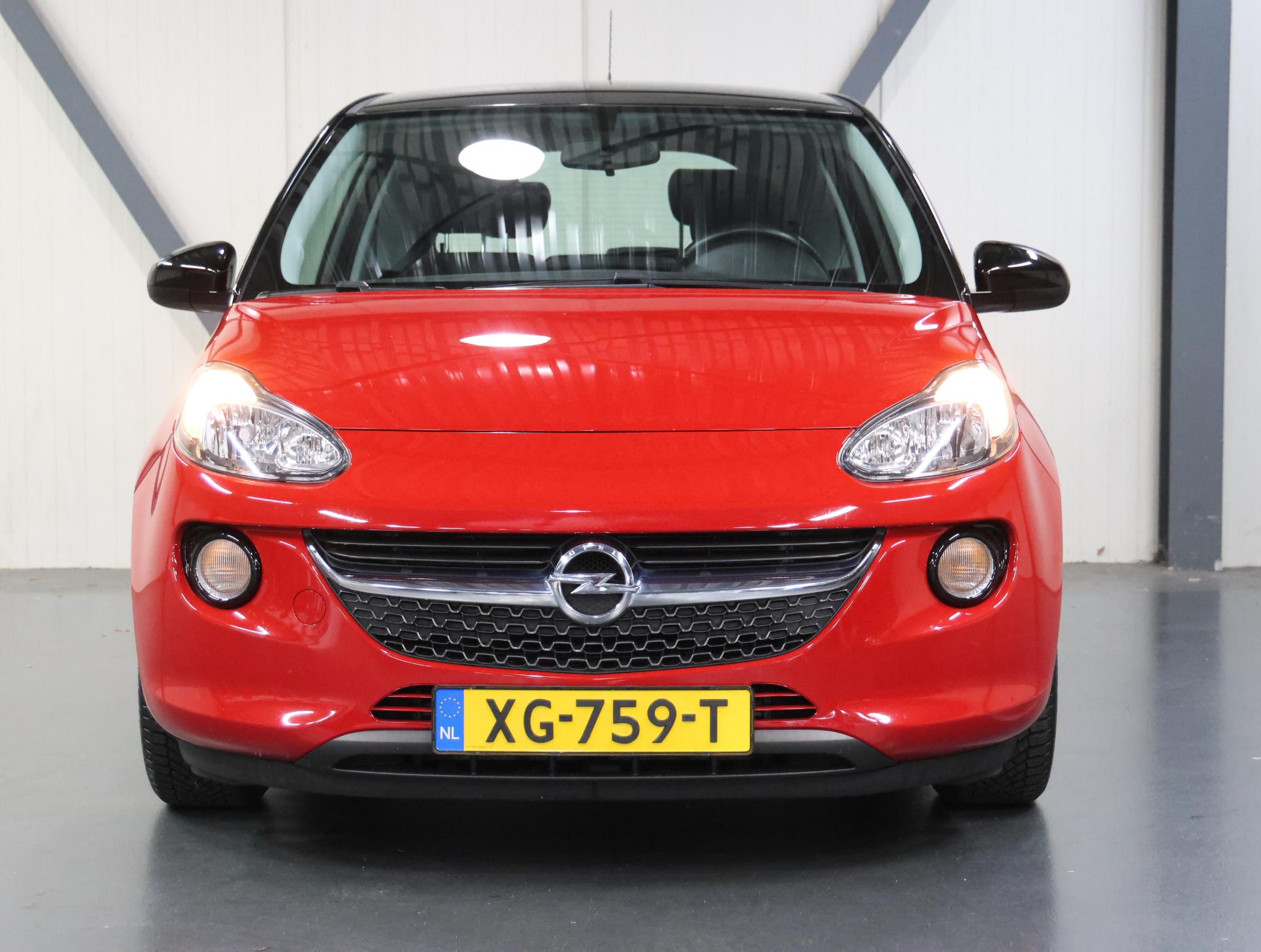 Foto van Opel Adam