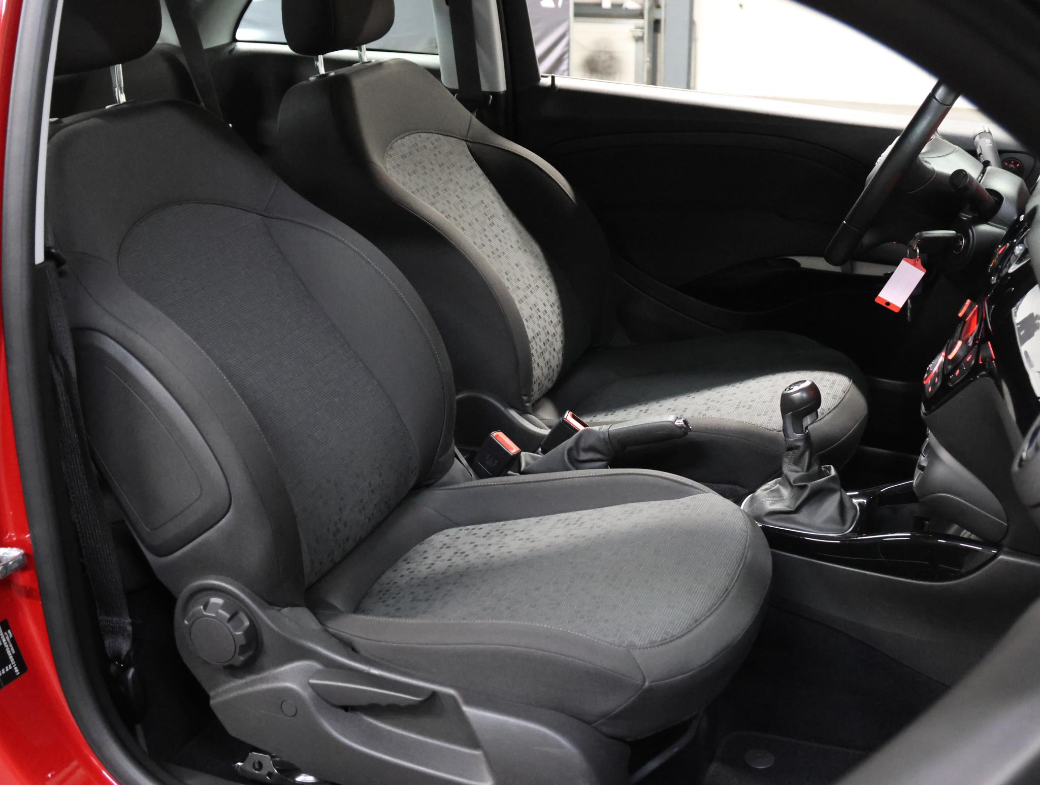 Foto van Opel Adam
