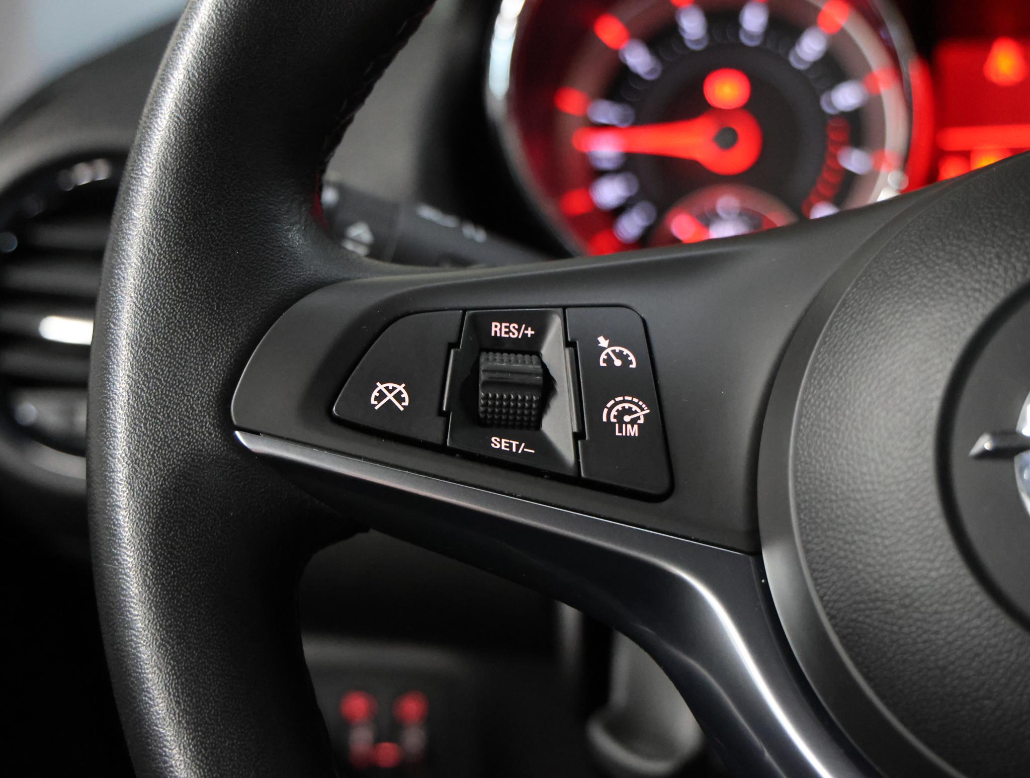 Foto van Opel Adam