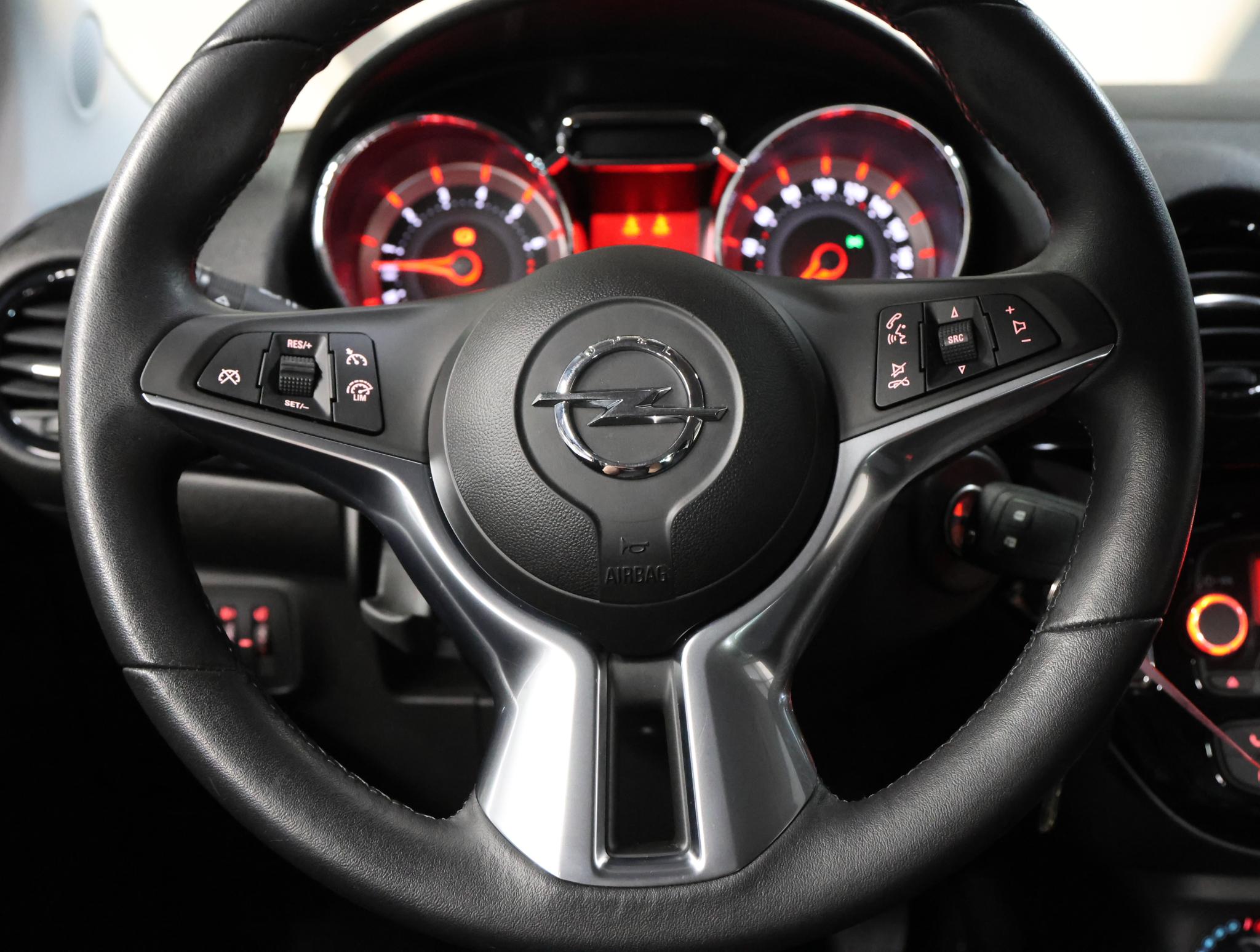 Foto van Opel Adam