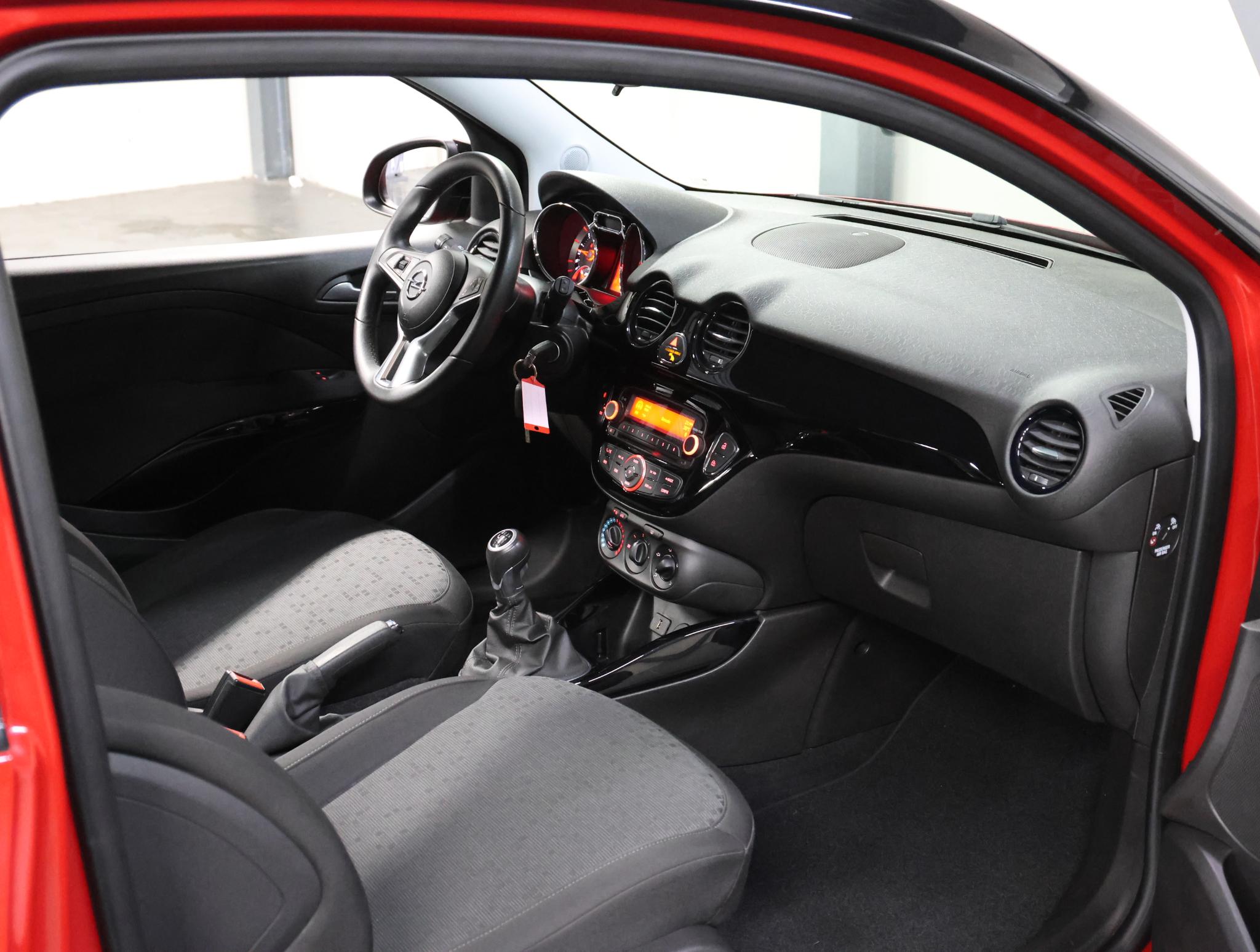 Foto van Opel Adam