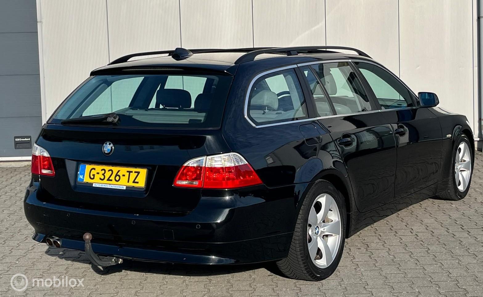 Foto van BMW 525i Touring