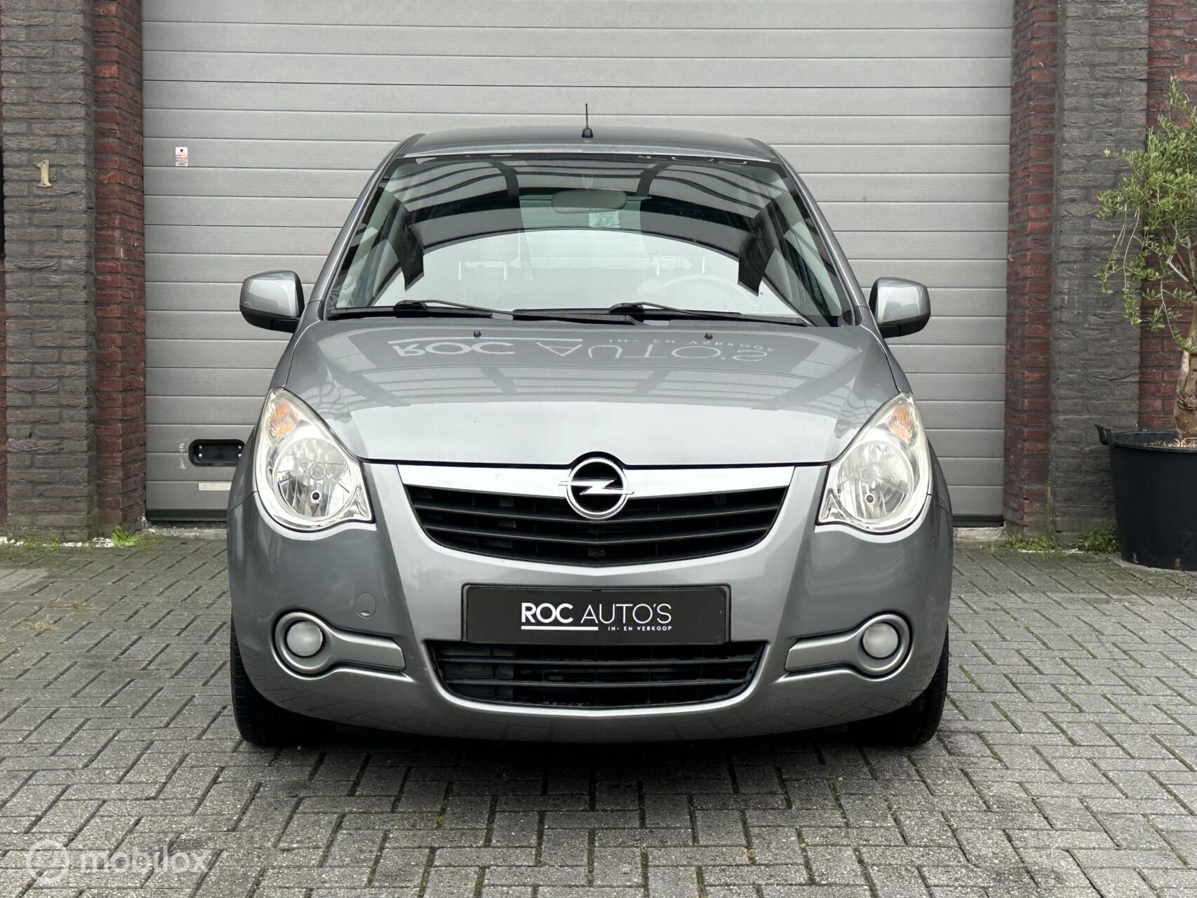 Foto van Opel Agila