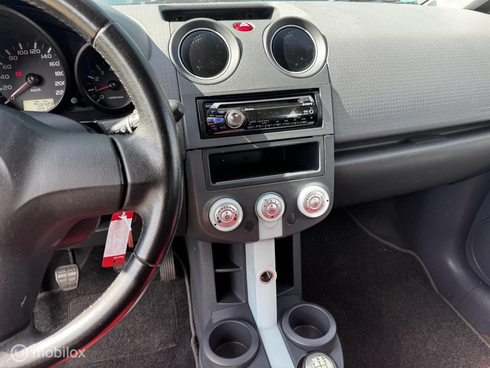 Foto van Mitsubishi Mitsubishi Colt
