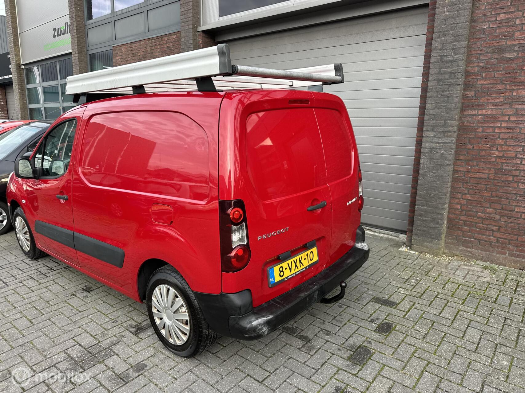 Foto van Peugeot Partner