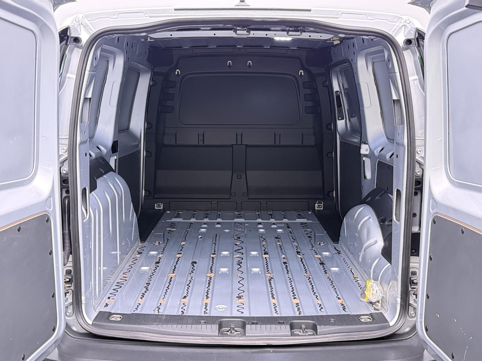 Foto van Volkswagen Caddy Cargo Maxi
