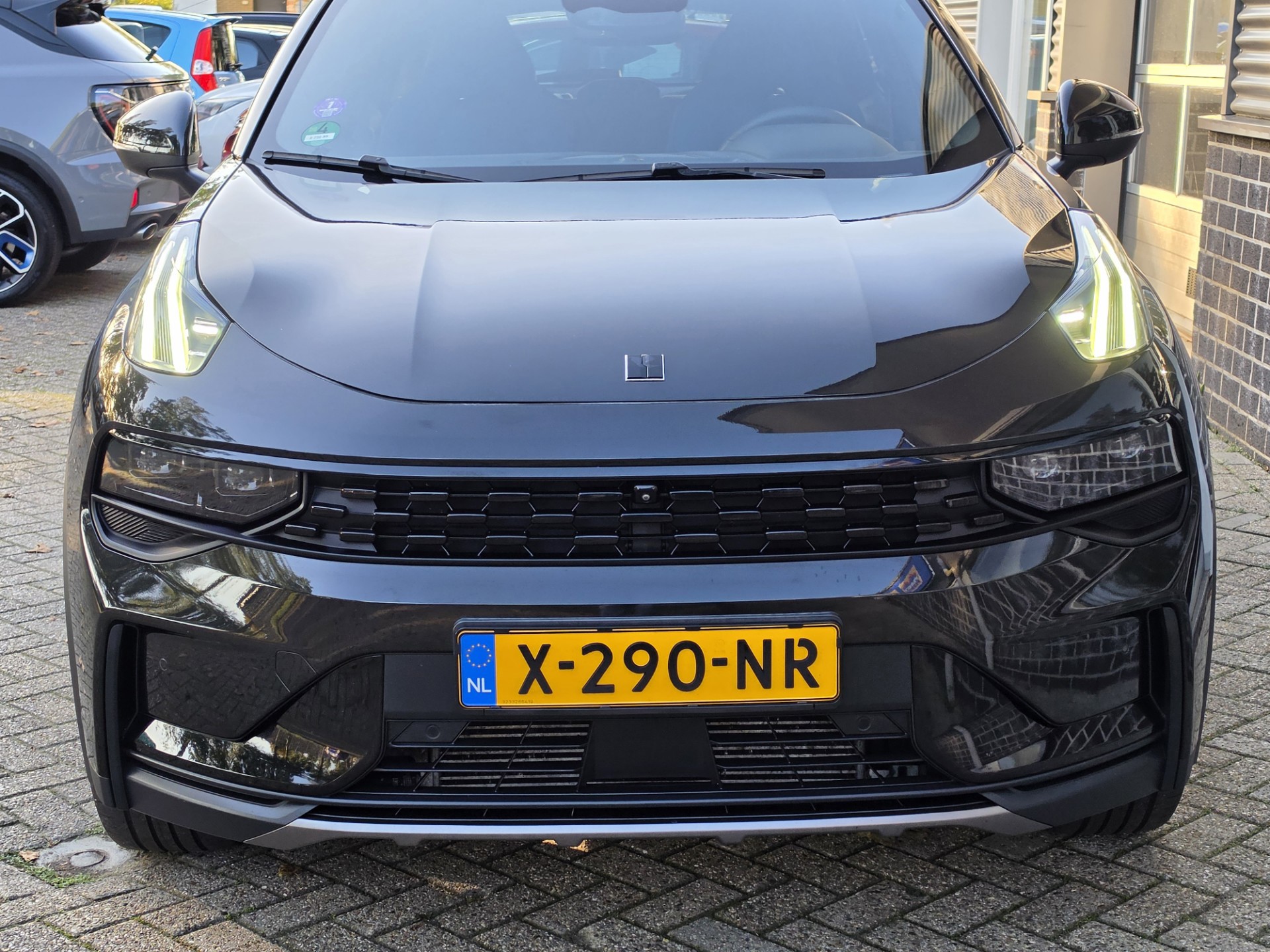 Foto van Lynk&co LYNK & Co 01