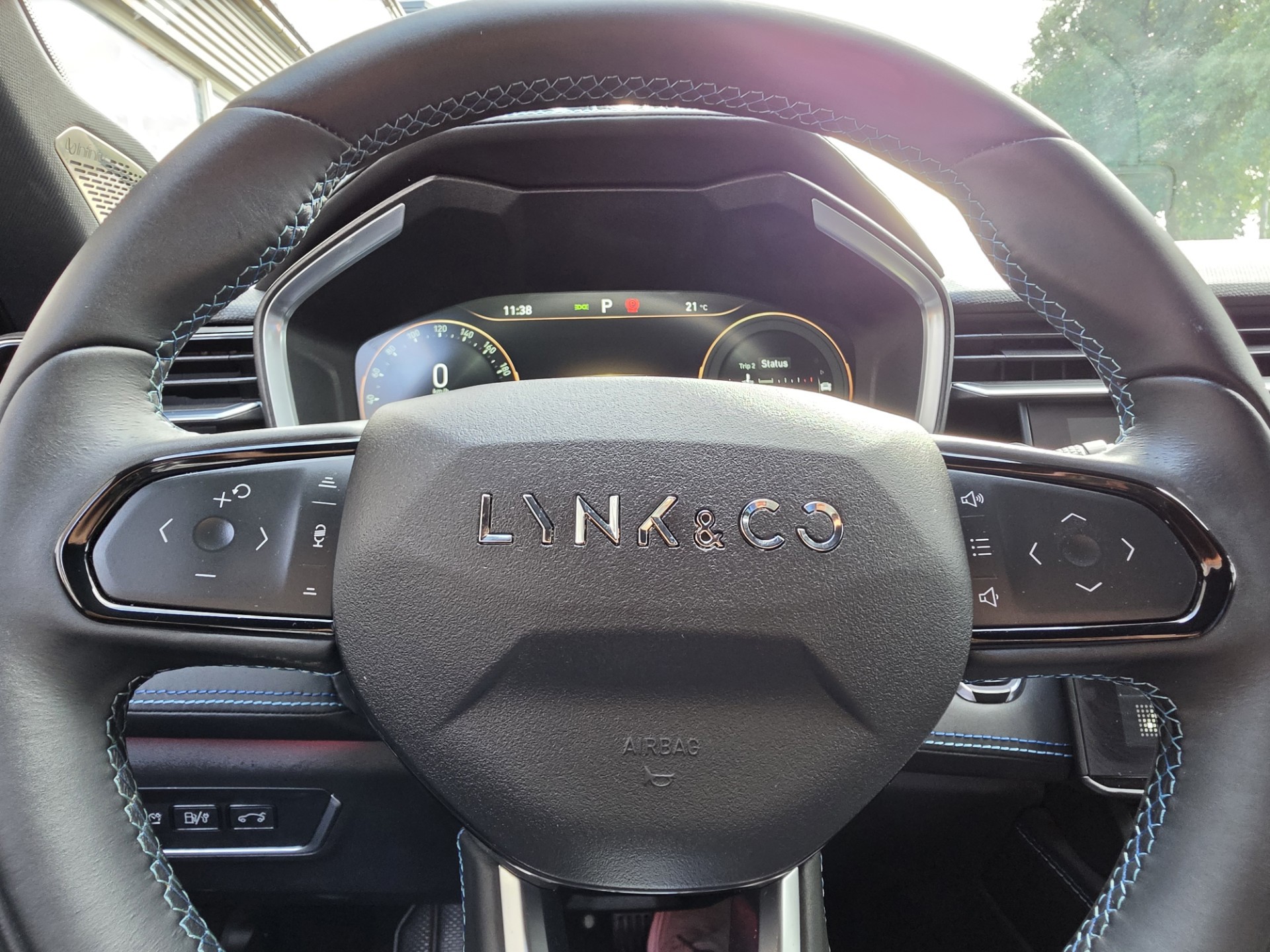 Foto van Lynk&co LYNK & Co 01
