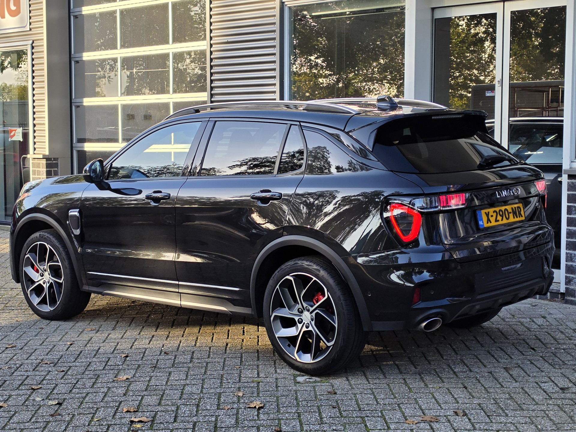 Foto van Lynk&co LYNK & Co 01