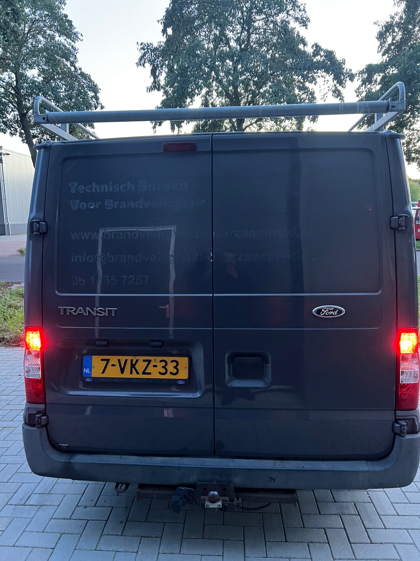 Foto van Ford Transit 260s Van 85dpf LR 4.23