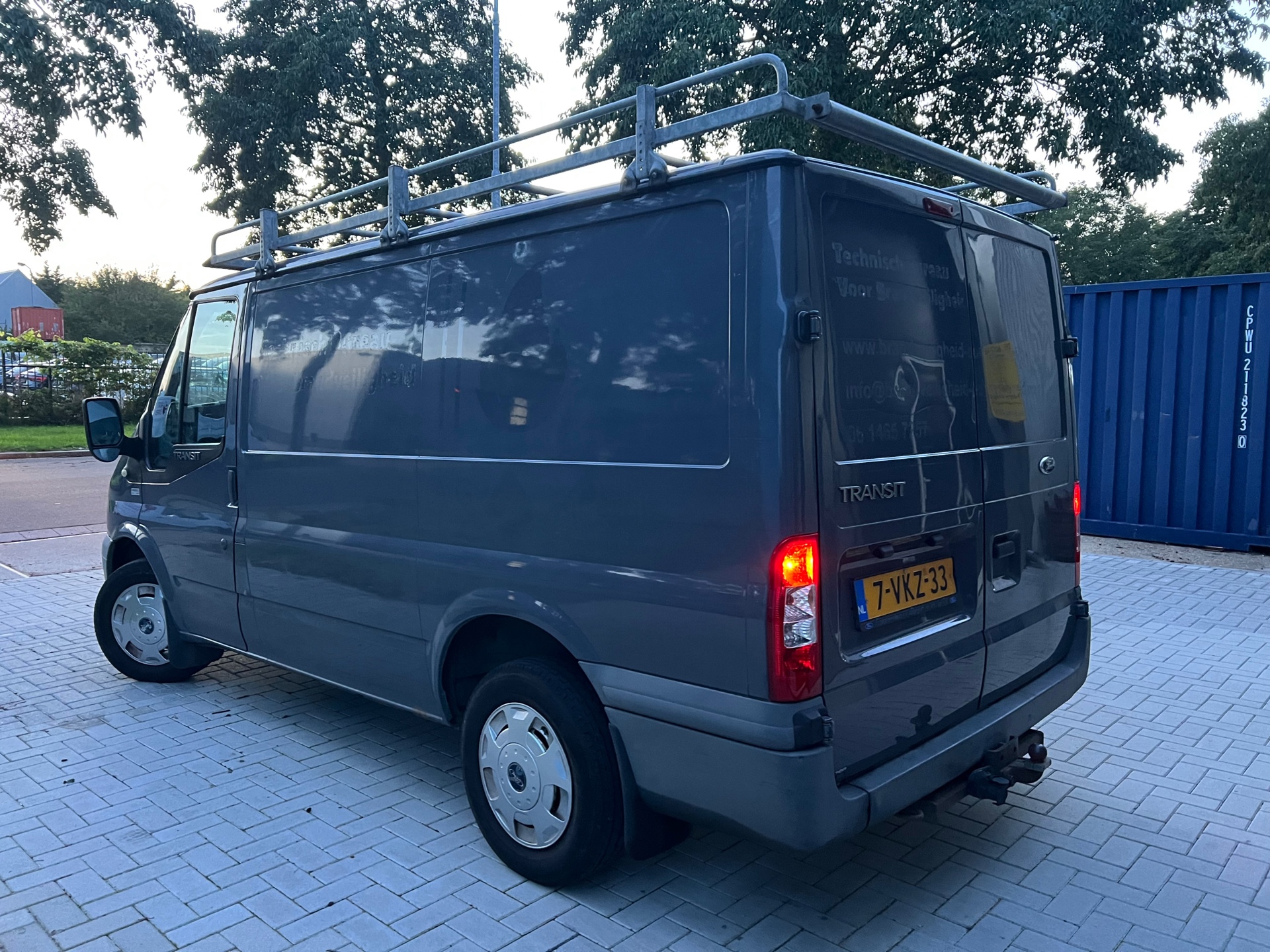 Foto van Ford Transit 260s Van 85dpf LR 4.23
