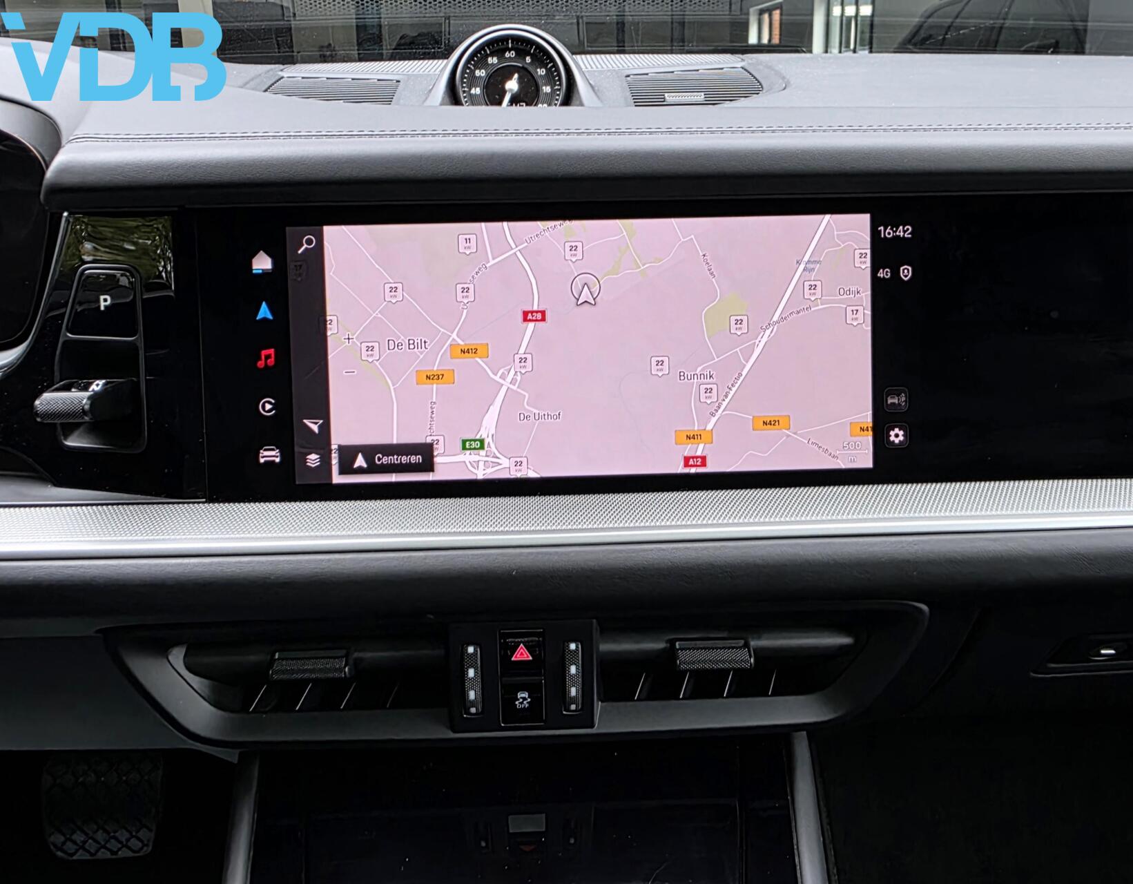 Foto van Porsche Cayenne E-hybrid
