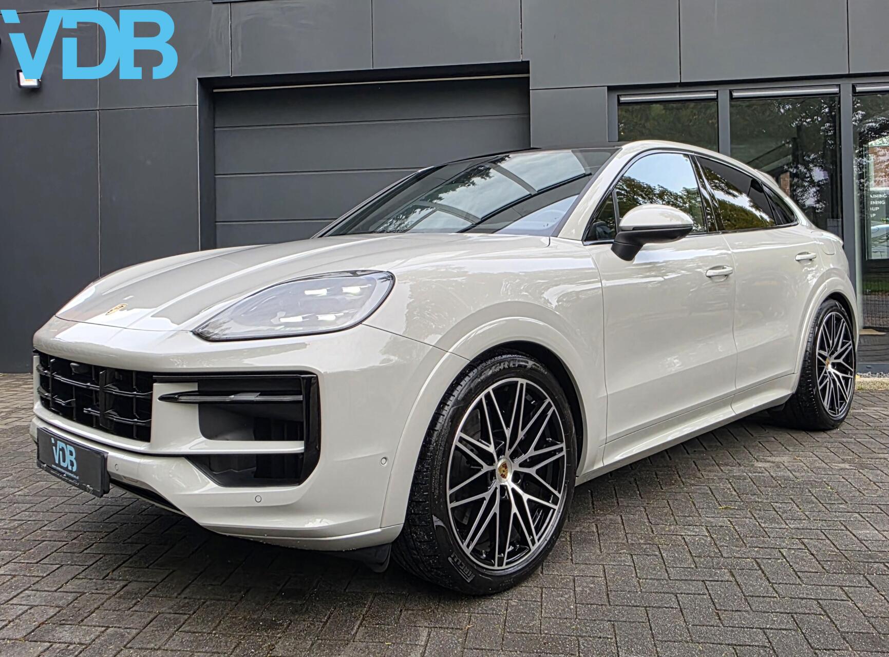 Foto van Porsche Cayenne E-hybrid